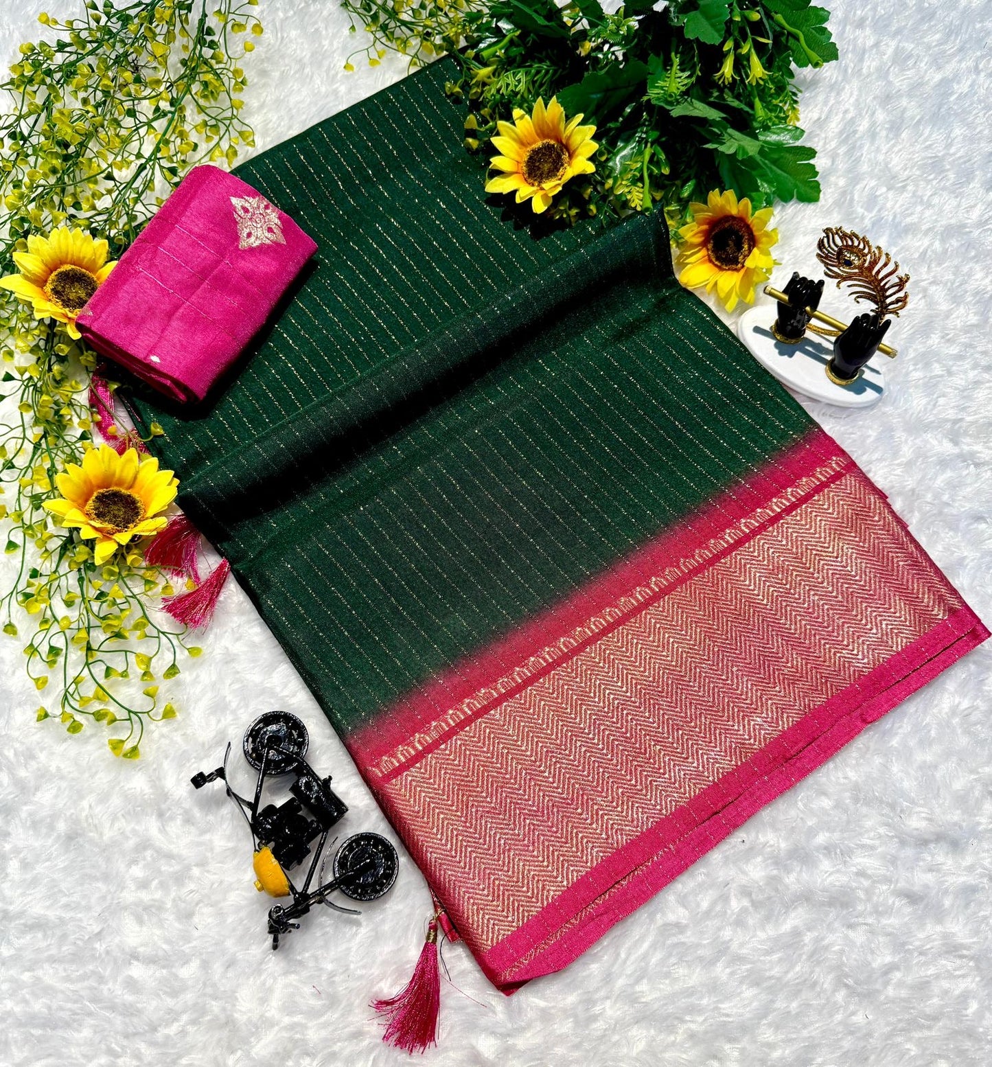 Beautiful dola silk saree with lurex linings 2