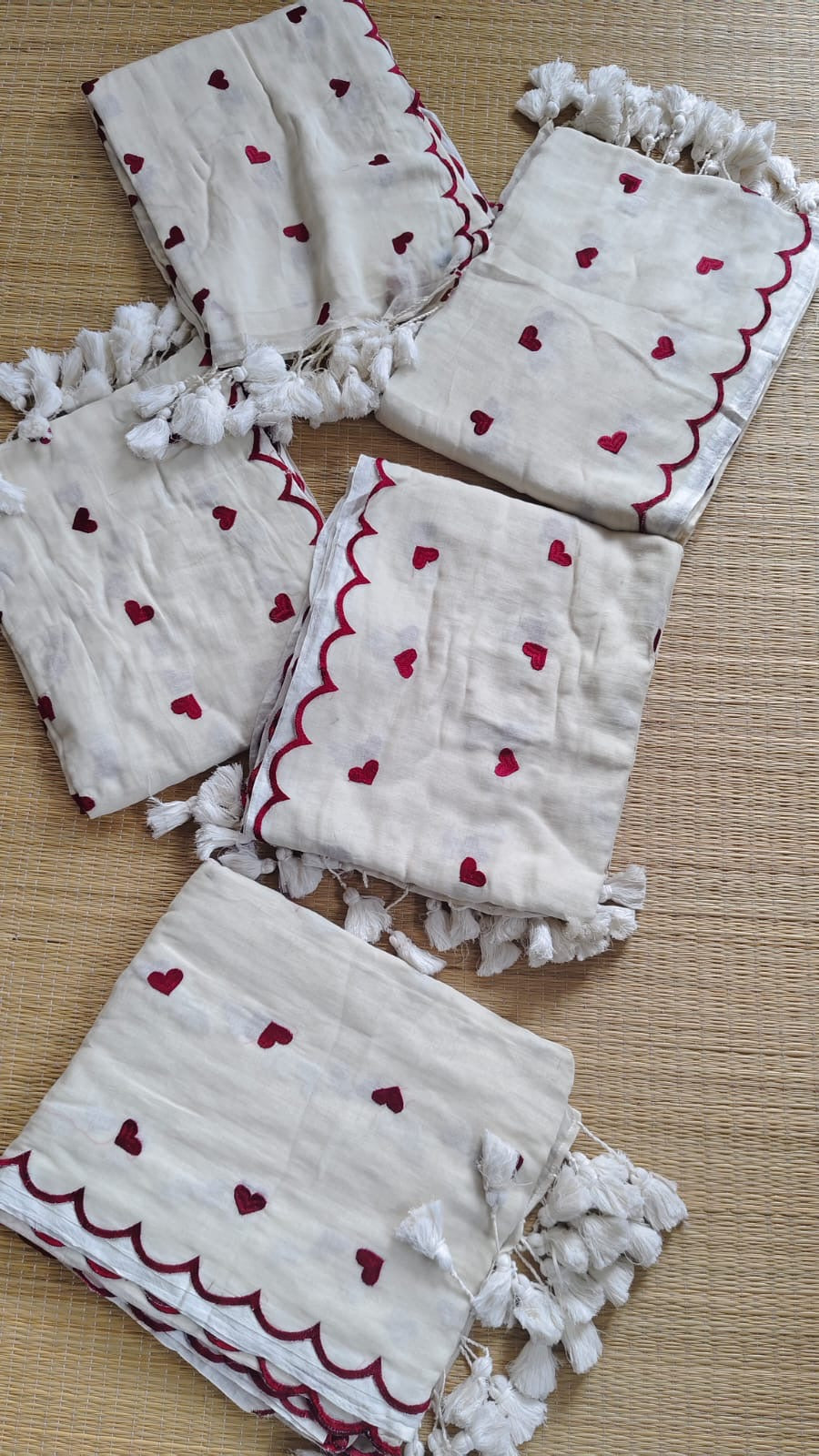 Pure and authentic mul cotton sarees with heart embroidery and scalloped border