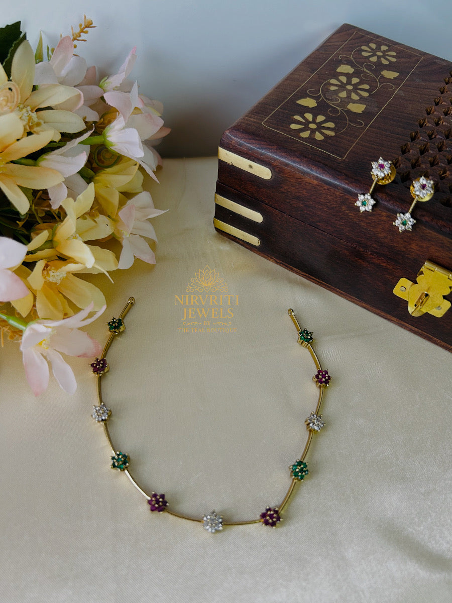 Minimal flower necklace - multi color