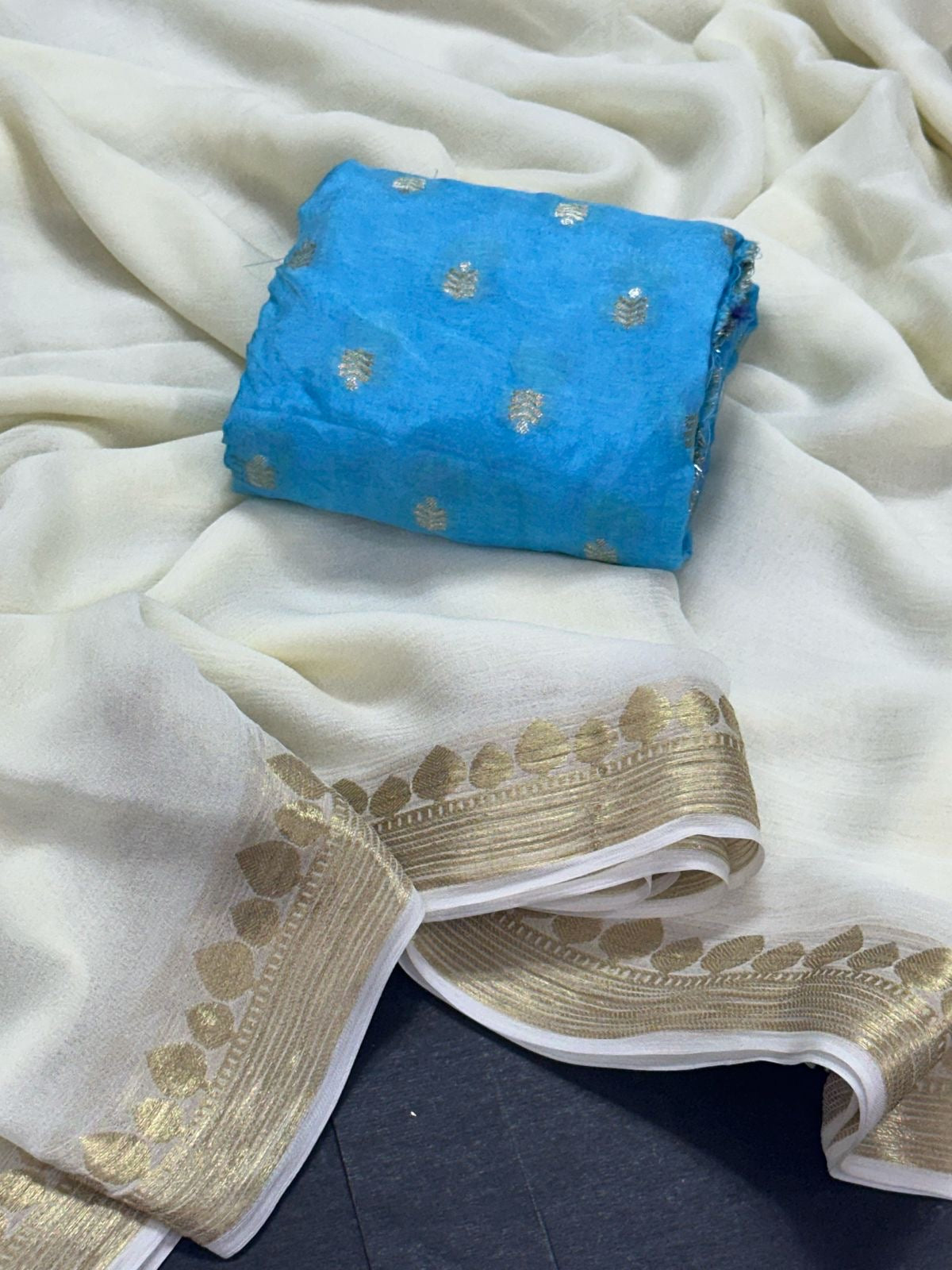 Viscous georgette saree with jacquard blouse