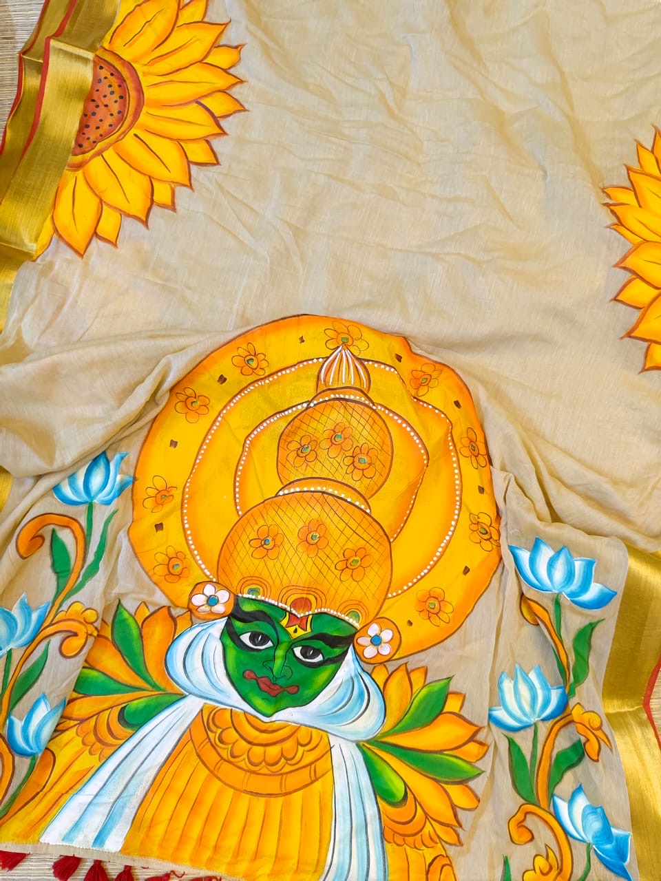Handpainted pure mul cotton - Kathakali