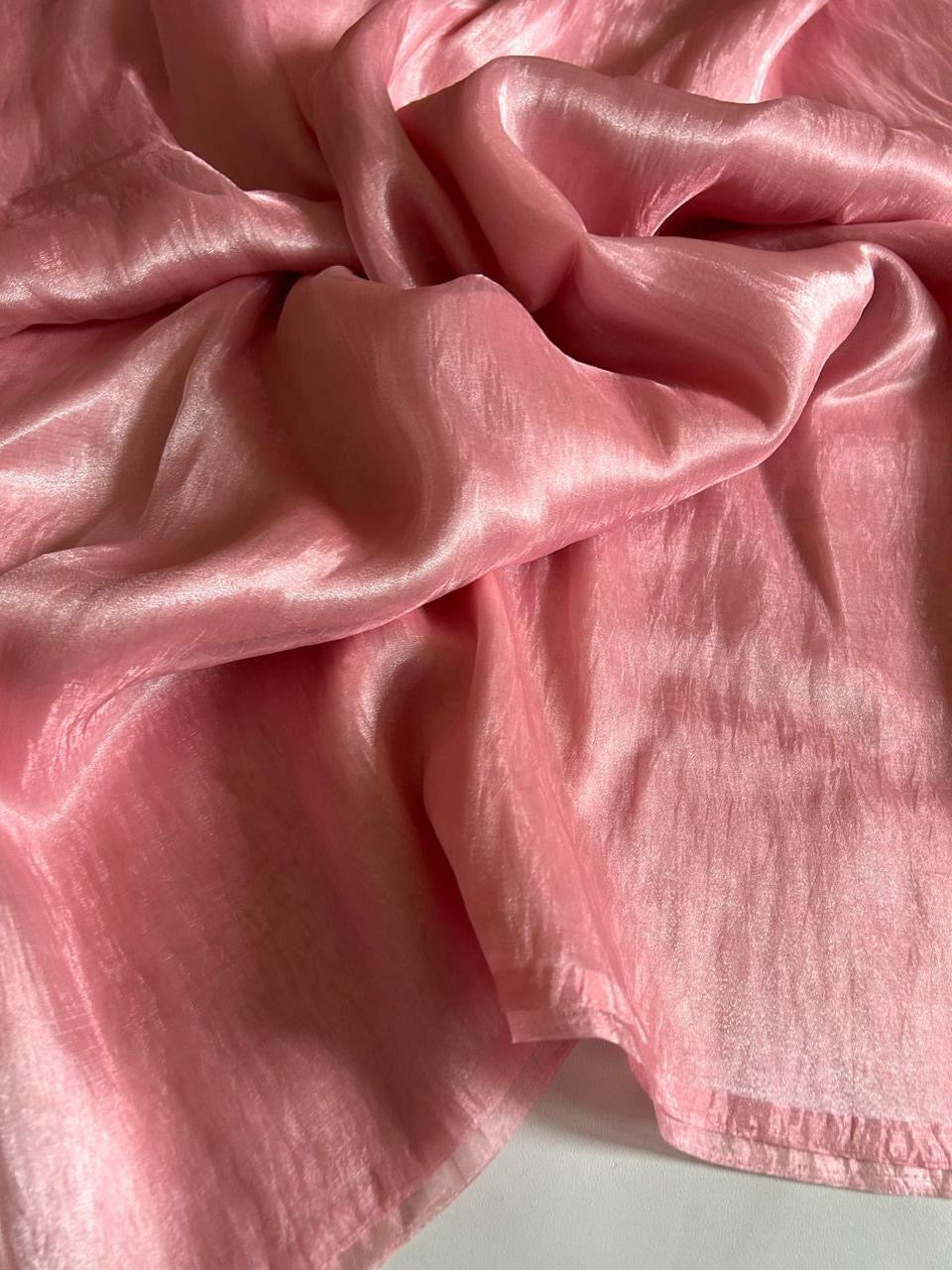 Soft tissue saree with metallic finish