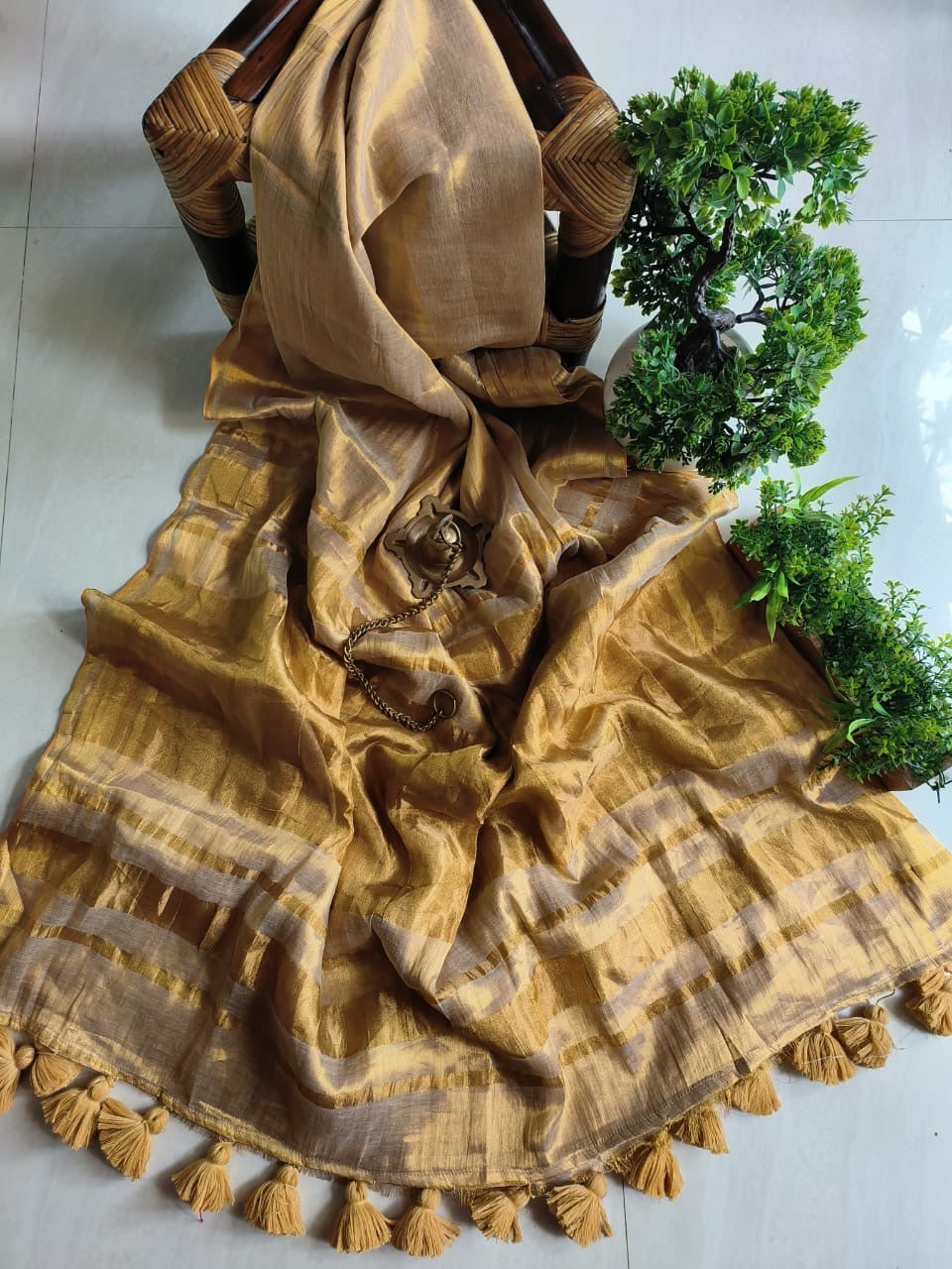 Mul cotton tissue Golden saree