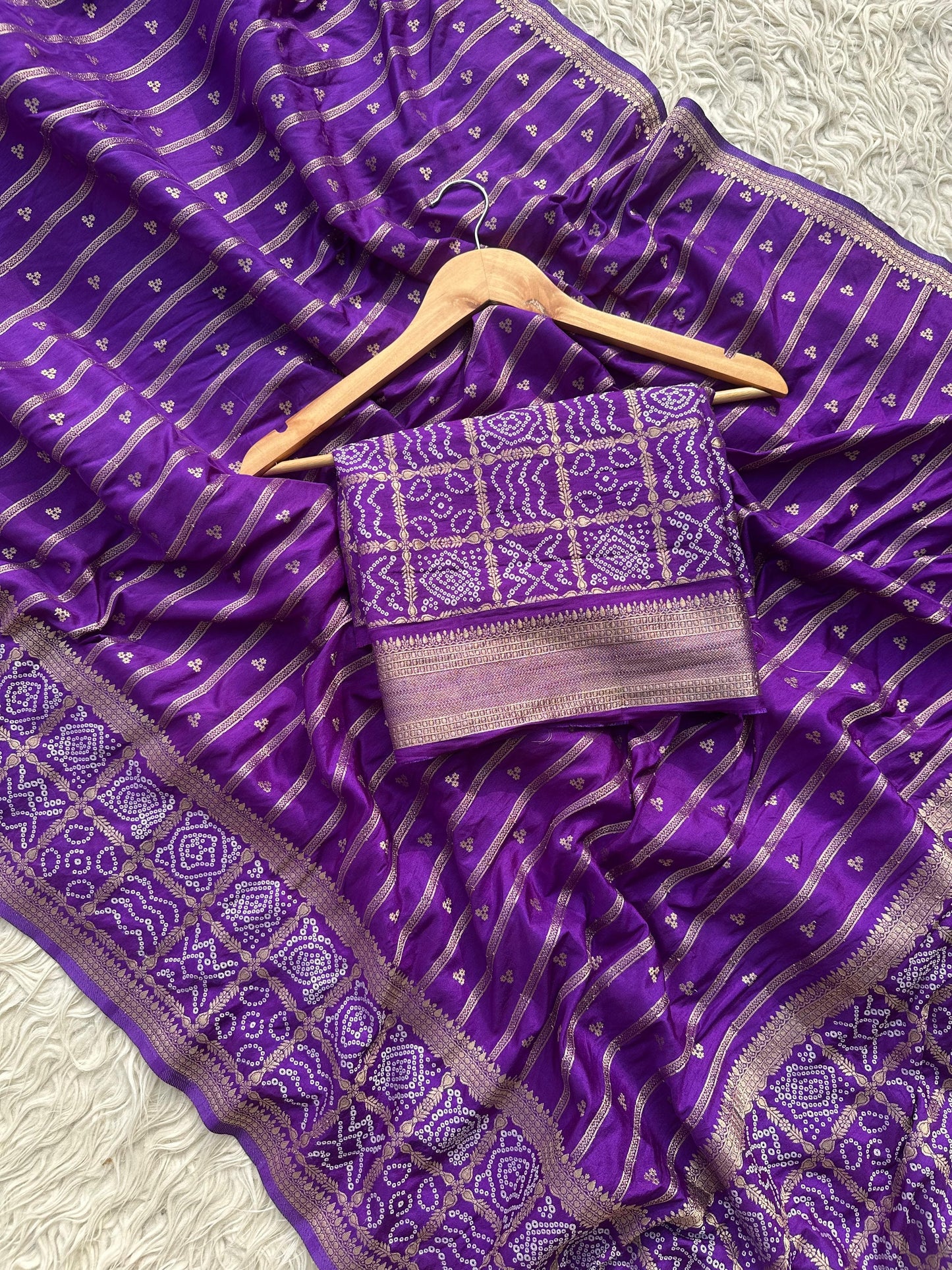 Banarasi semi Katan georgette saree with bandhini prints