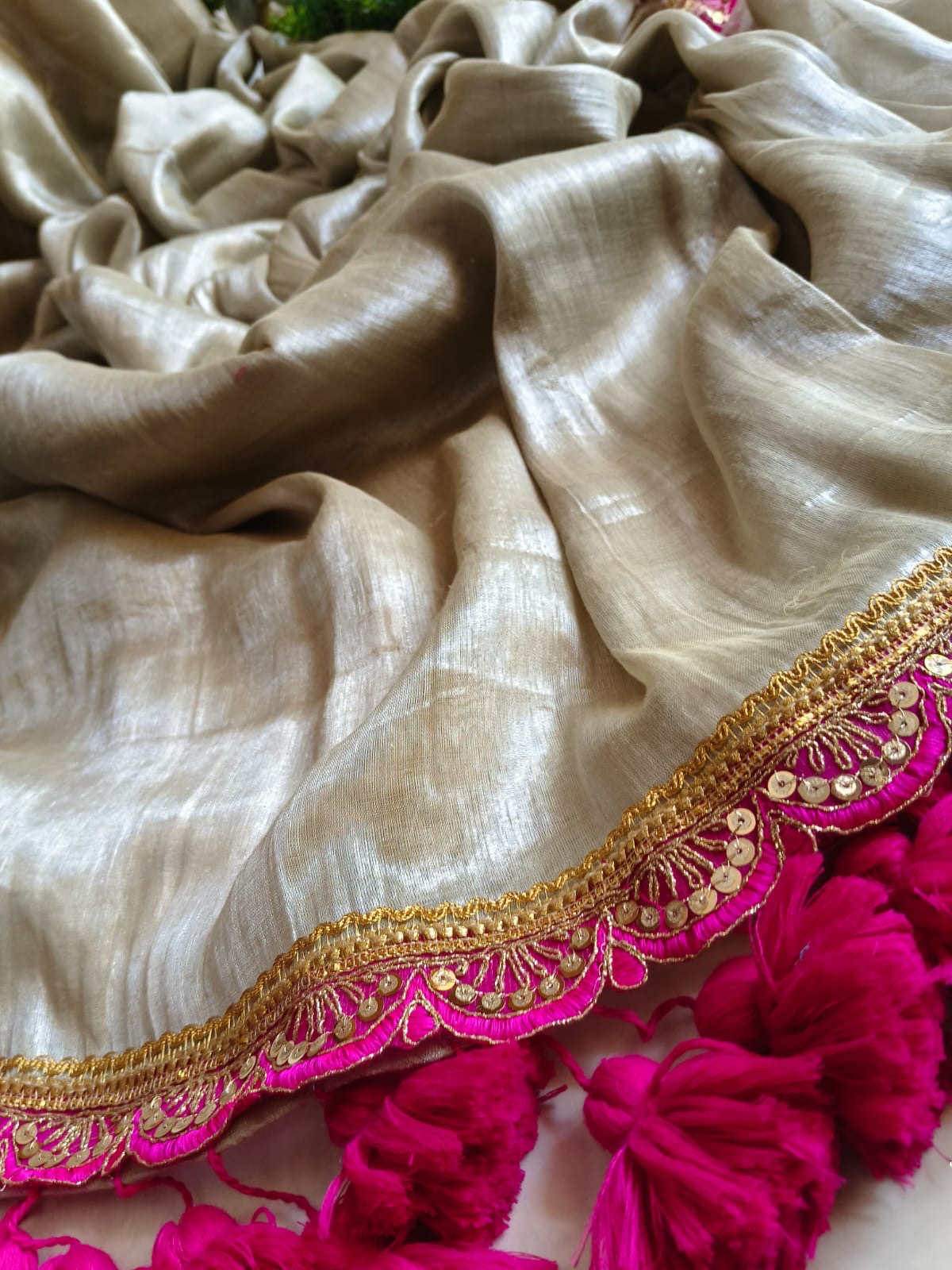 Mul tissue saree with lace border - 2