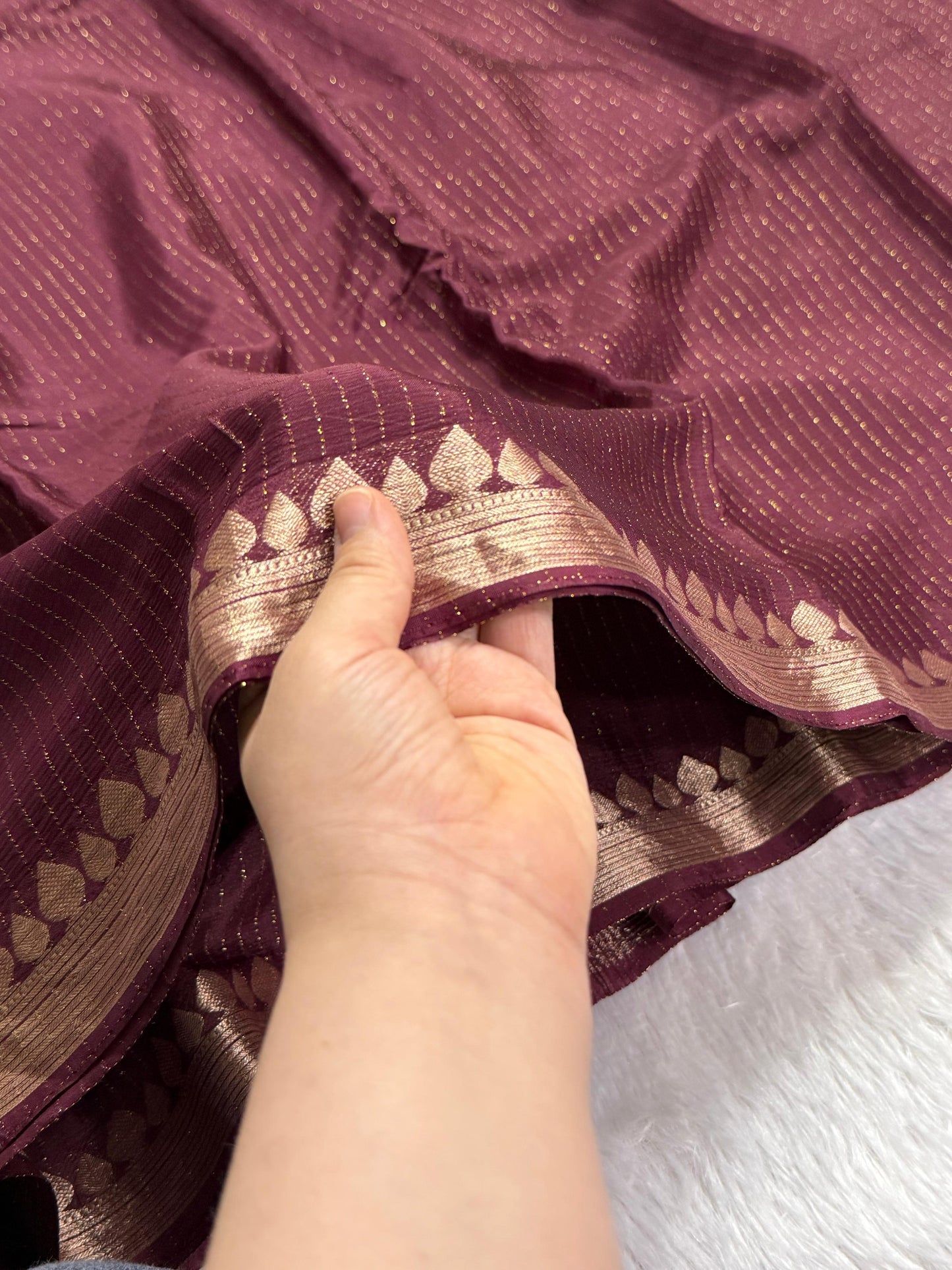 Premium viscous crushed chinon silk with lurex zari lines - 2