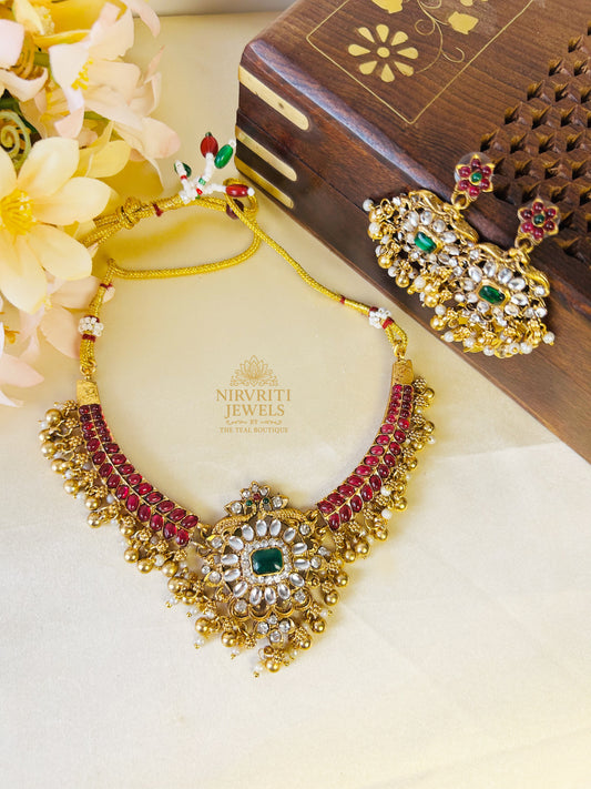 Beautiful kemp necklace- red