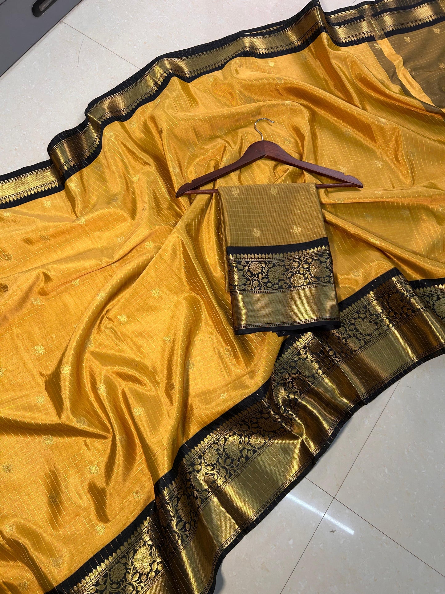 Beautiful semi katan Banarasi silk saree with contrast border