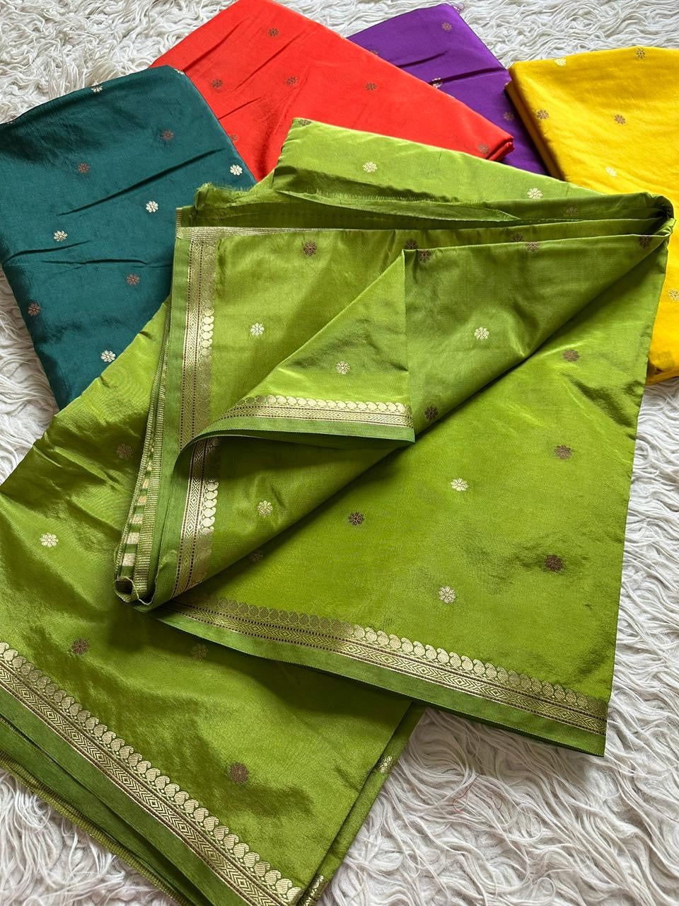 Premium semi crape Banarasi silk saree with small buttis and border