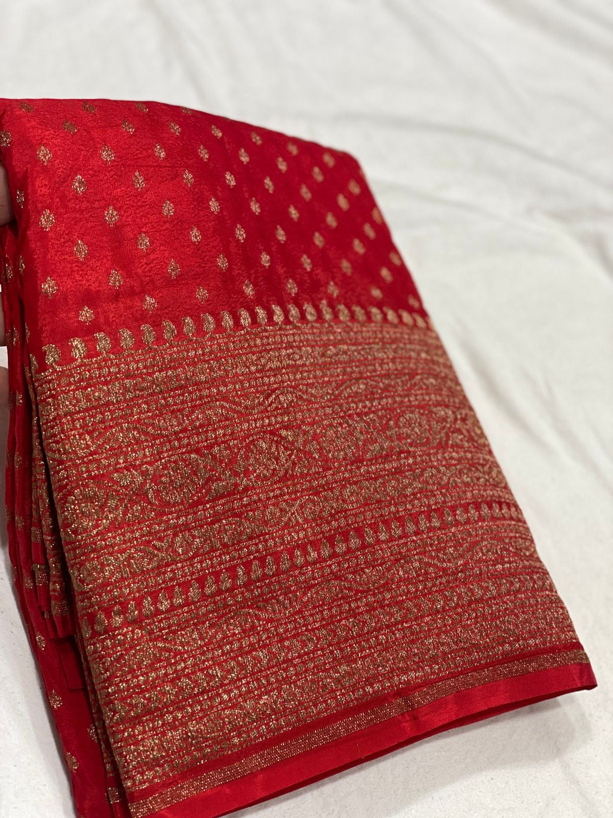 Pure handloom crepe chiffon saree with Banarasi weavings - big border