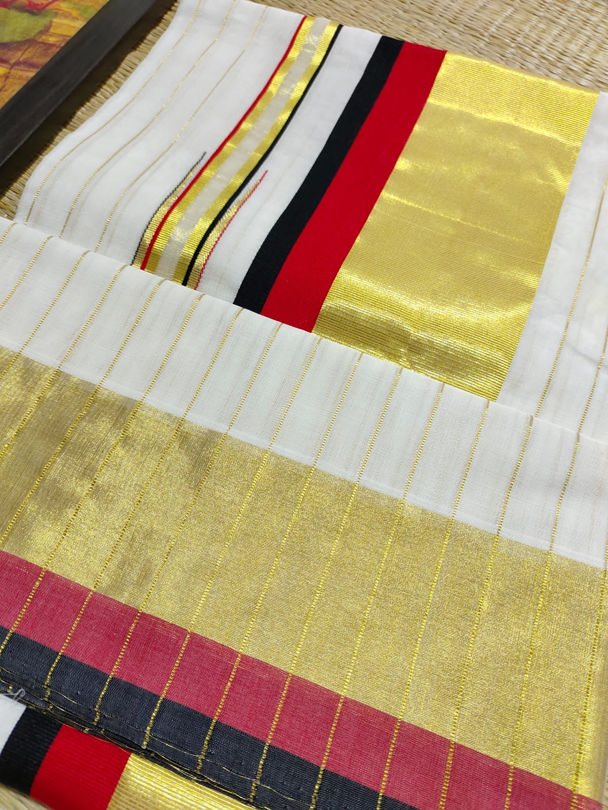 Pure Handloom Zari woven saree