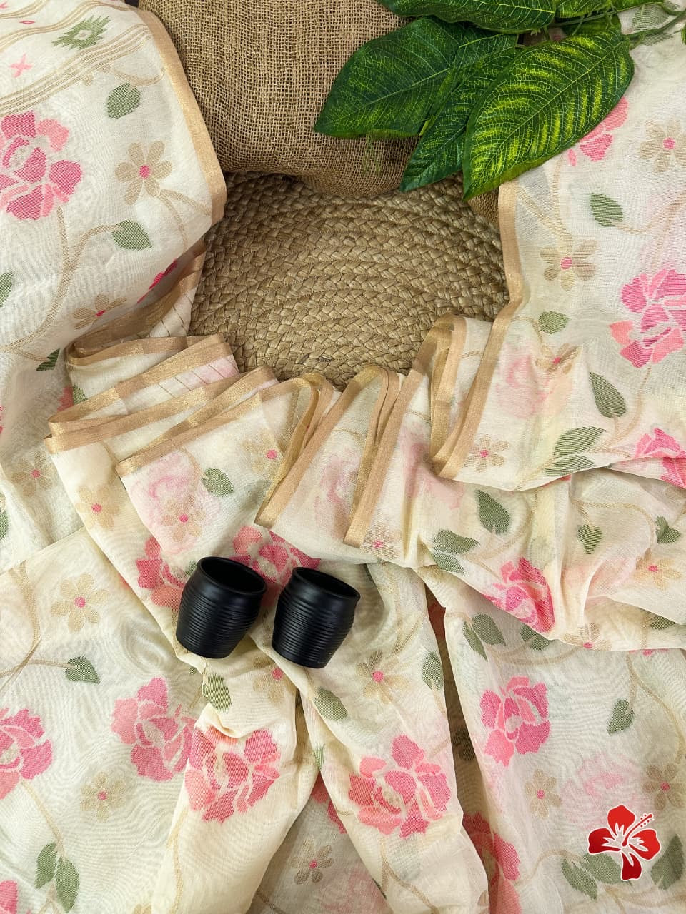 Jamdhani cotton saree with floral jaal resham and zari weavings
