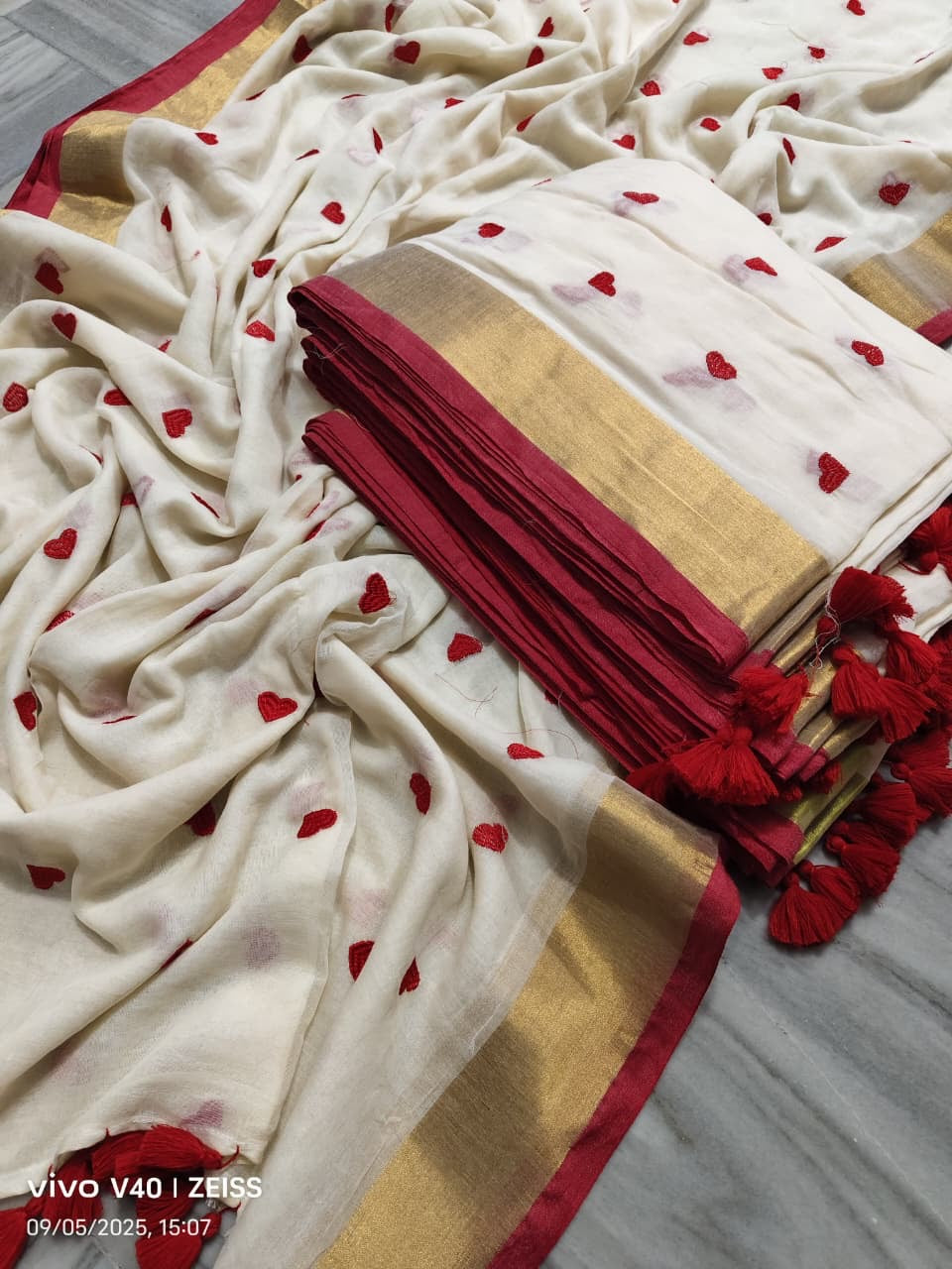 Pure authentic mul cotton saree with heart embroidery
