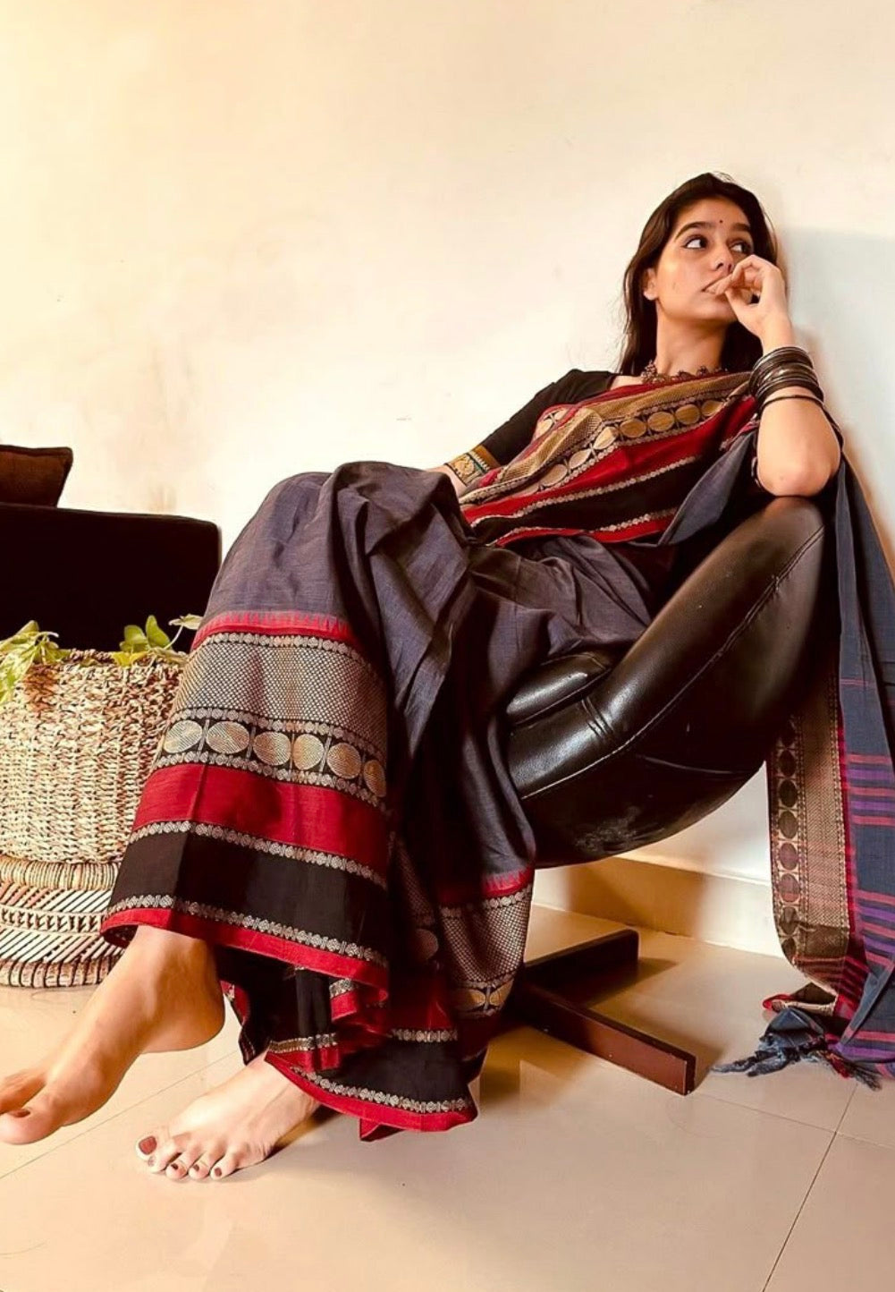Anaswara inspired grey narayanpet cotton saree - big border