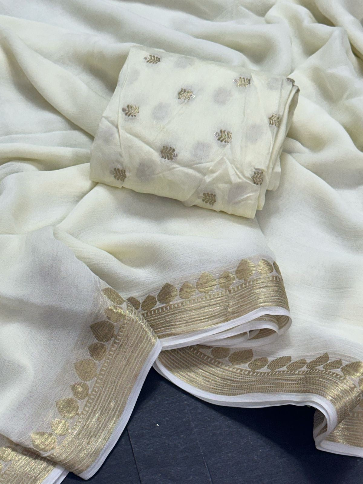 Viscous georgette saree with jacquard blouse