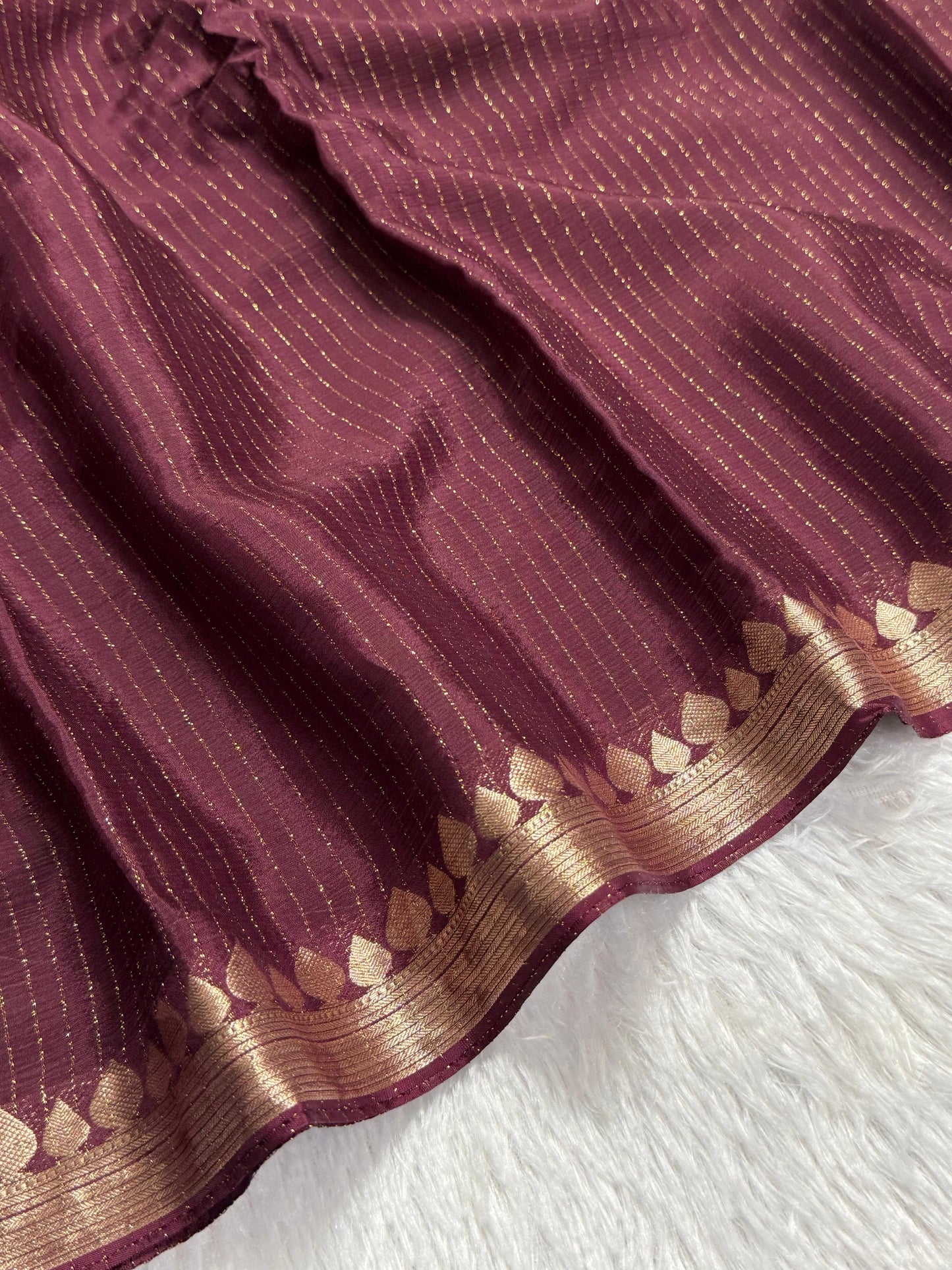 Premium viscous crushed chinon silk with lurex zari lines - 2