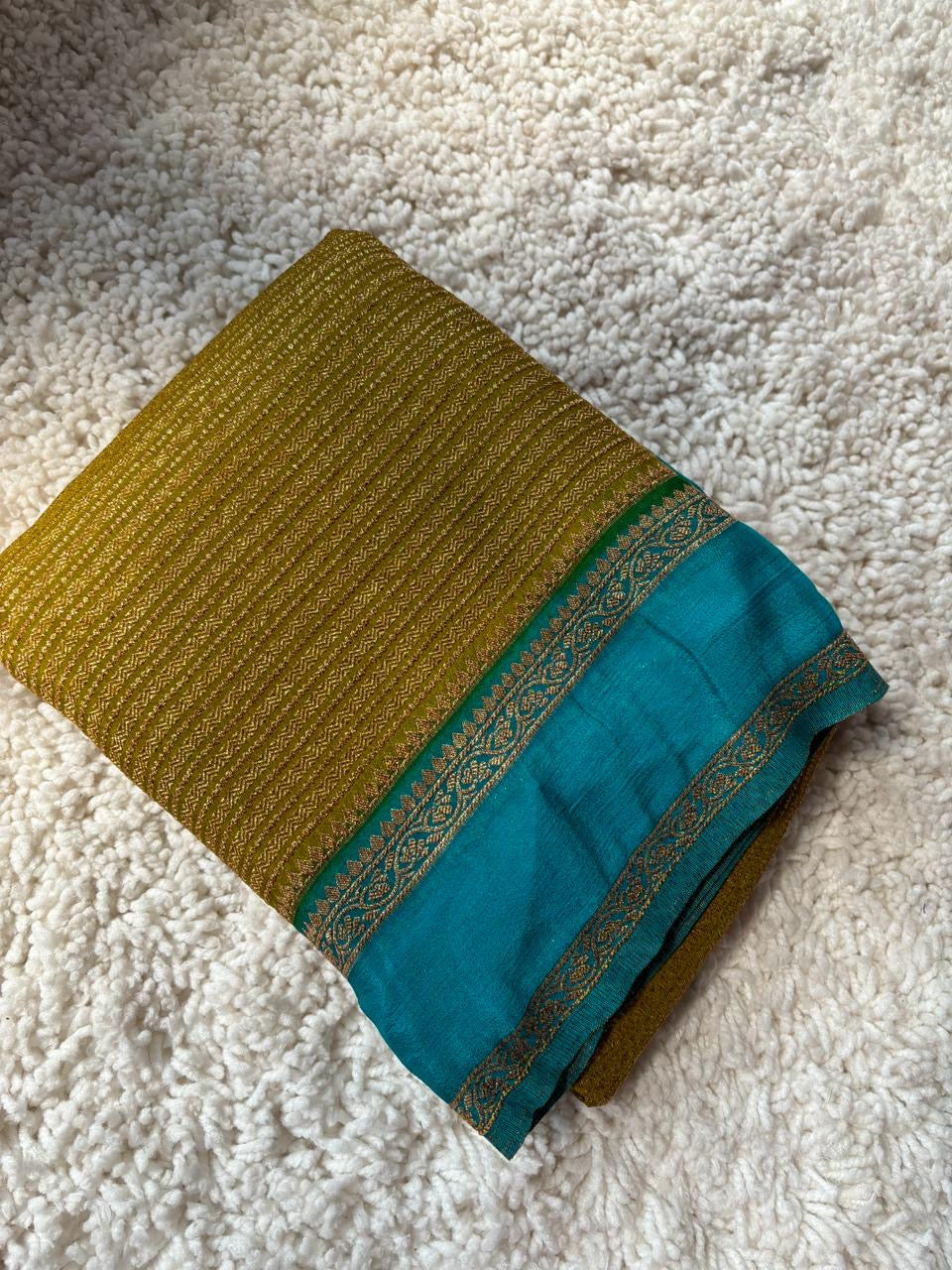 Beautiful khaddi georgette saree with intricate weavings!