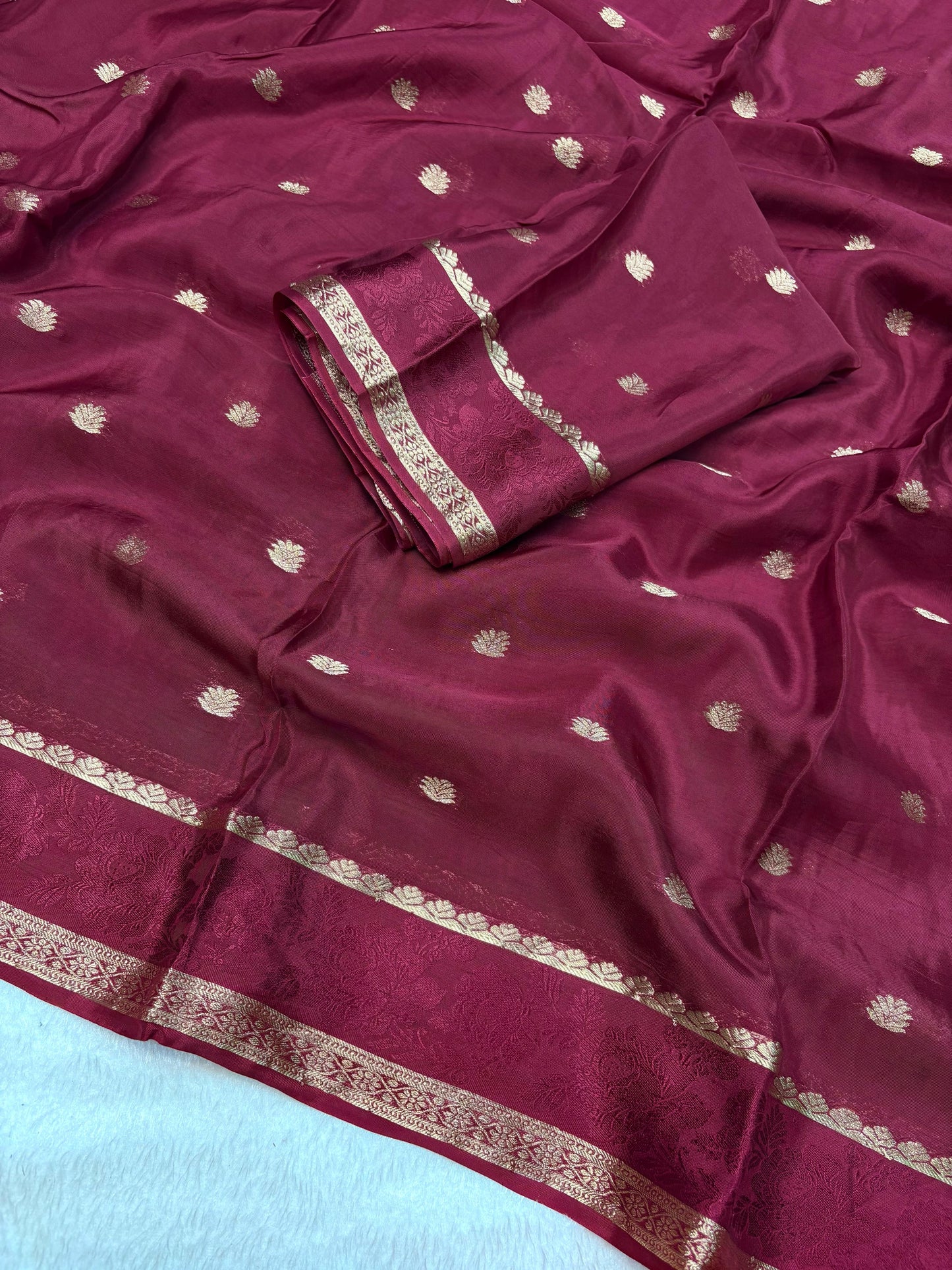 Beautiful soft viscous crepe silk - rose jacquard