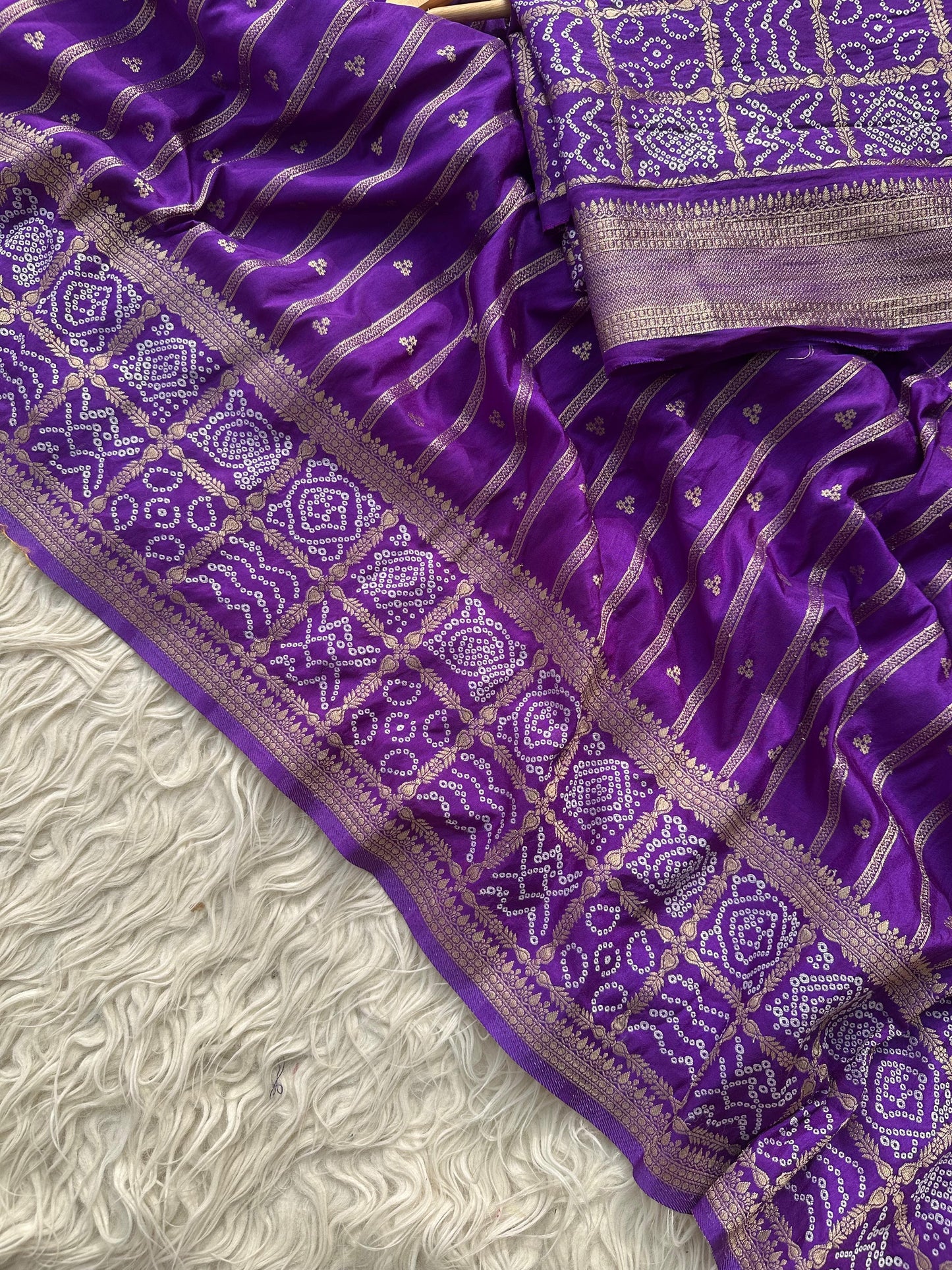 Banarasi semi Katan georgette saree with bandhini prints