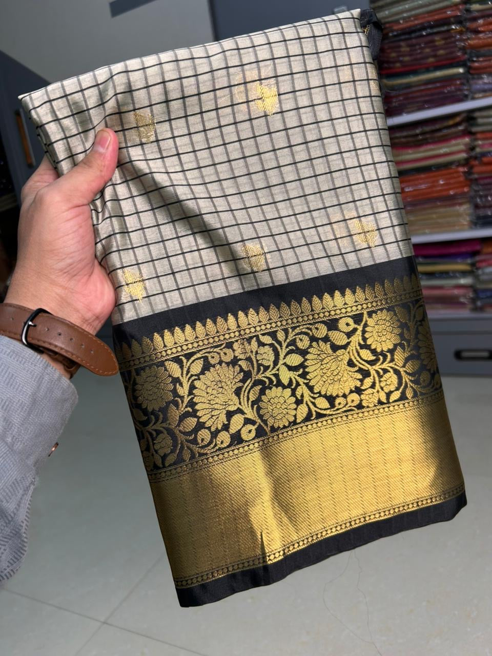 Beautiful semi katan Banarasi silk saree with contrast border