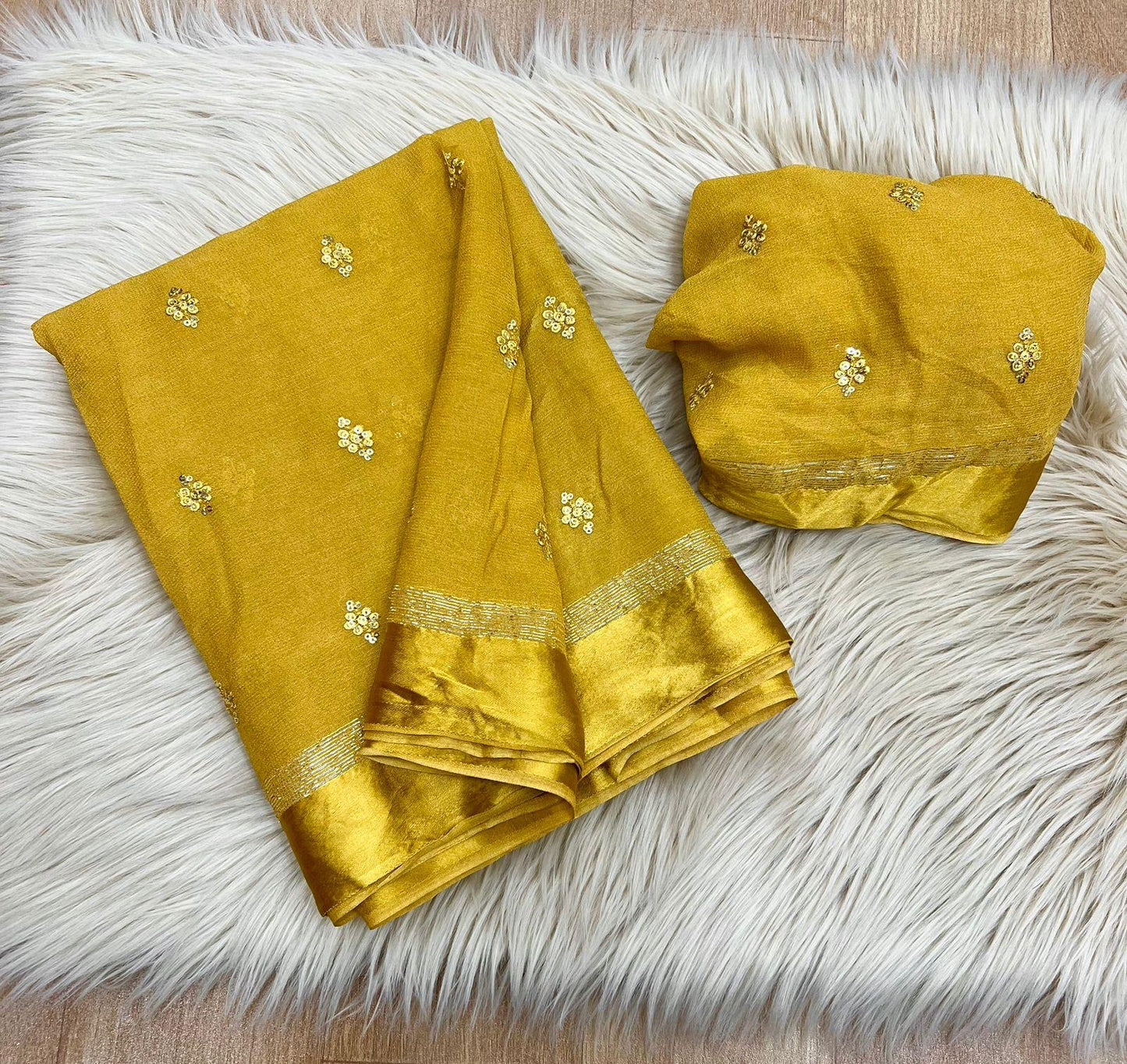 Viscous georgette with sequins buttas