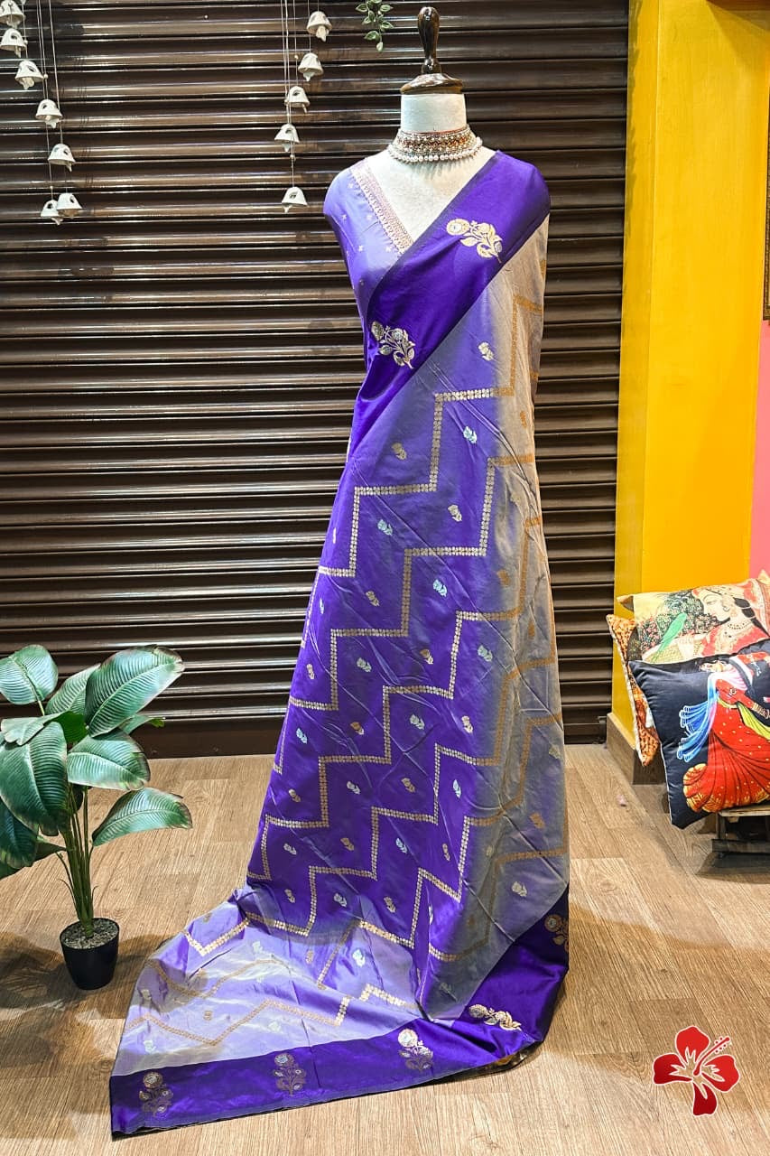 Premium semi soft silk saree with zig zag design weaves