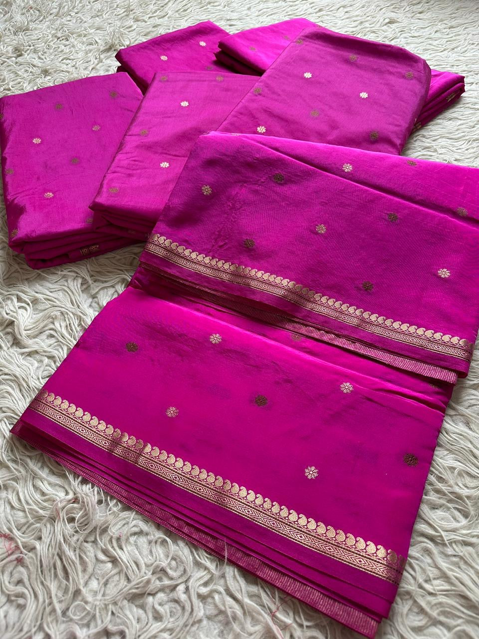 Premium semi crape Banarasi silk saree with small buttis and border