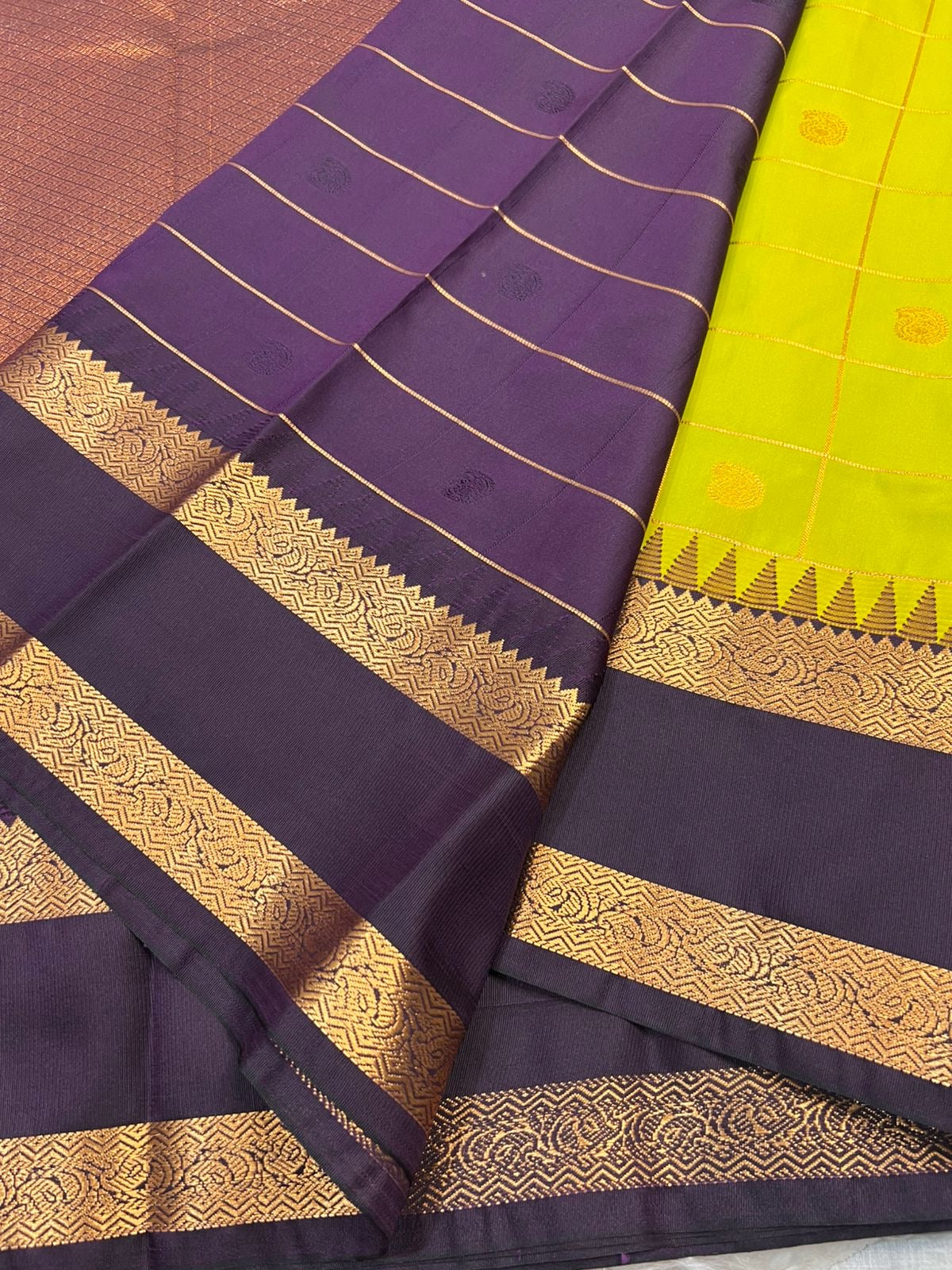 Semi kanchi silk - Lime green