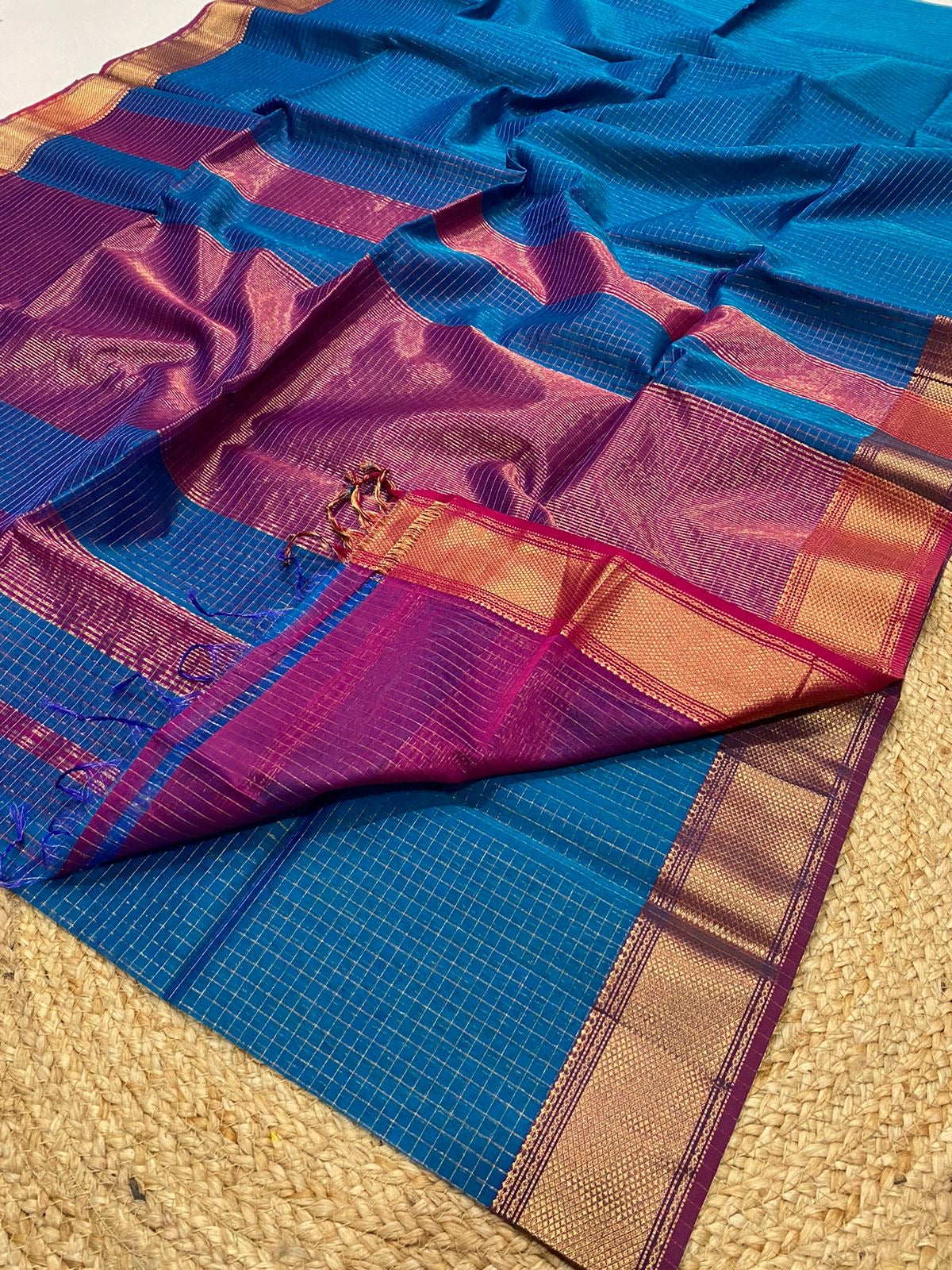 Pure Maheshwari handloom checks saree