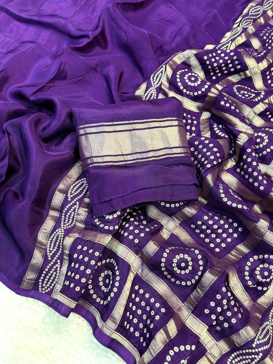 Beautiful viscous crape silk saree with Bandhini pallu
