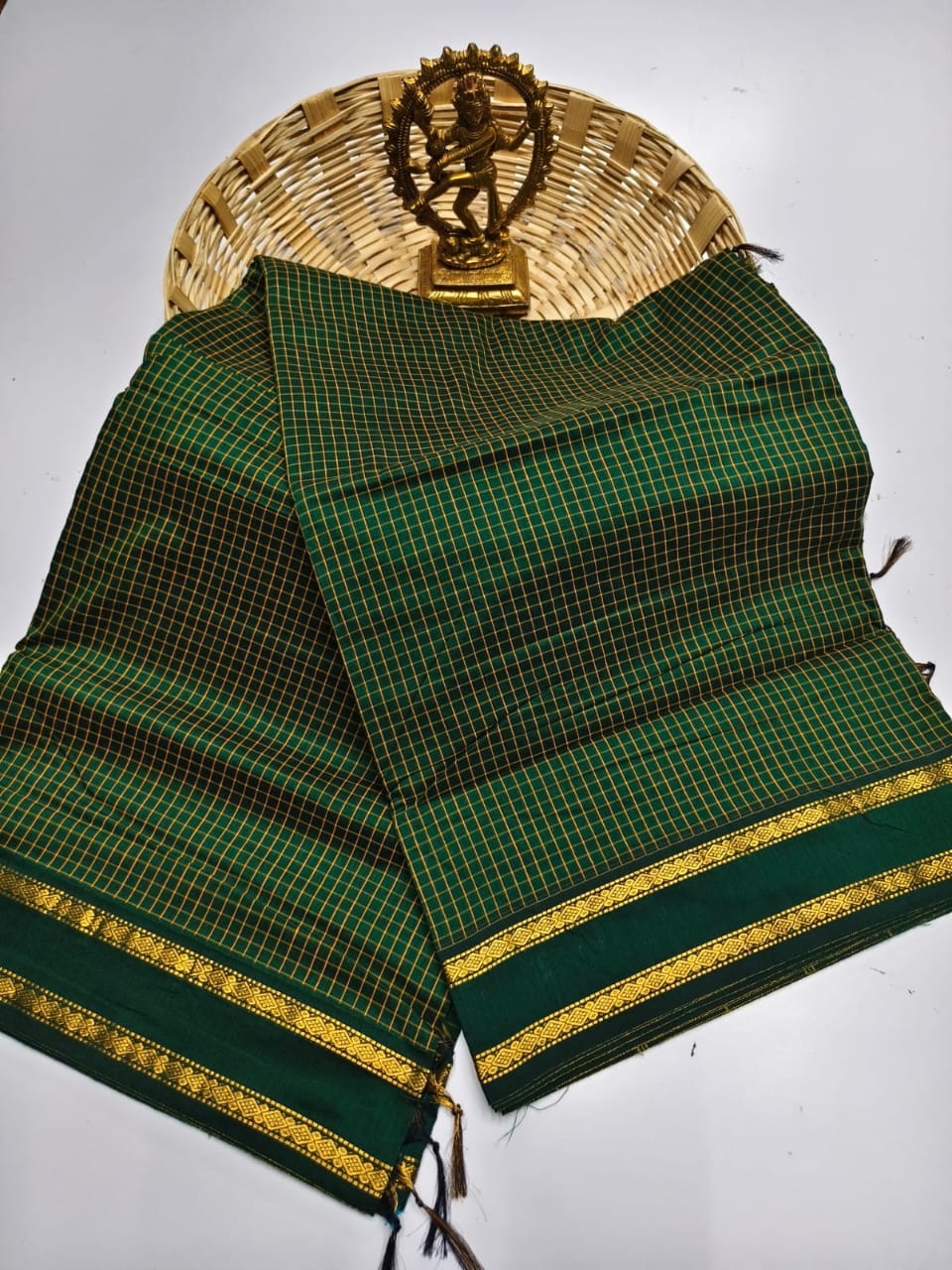 Soft arani silk cotton saree with thread checks