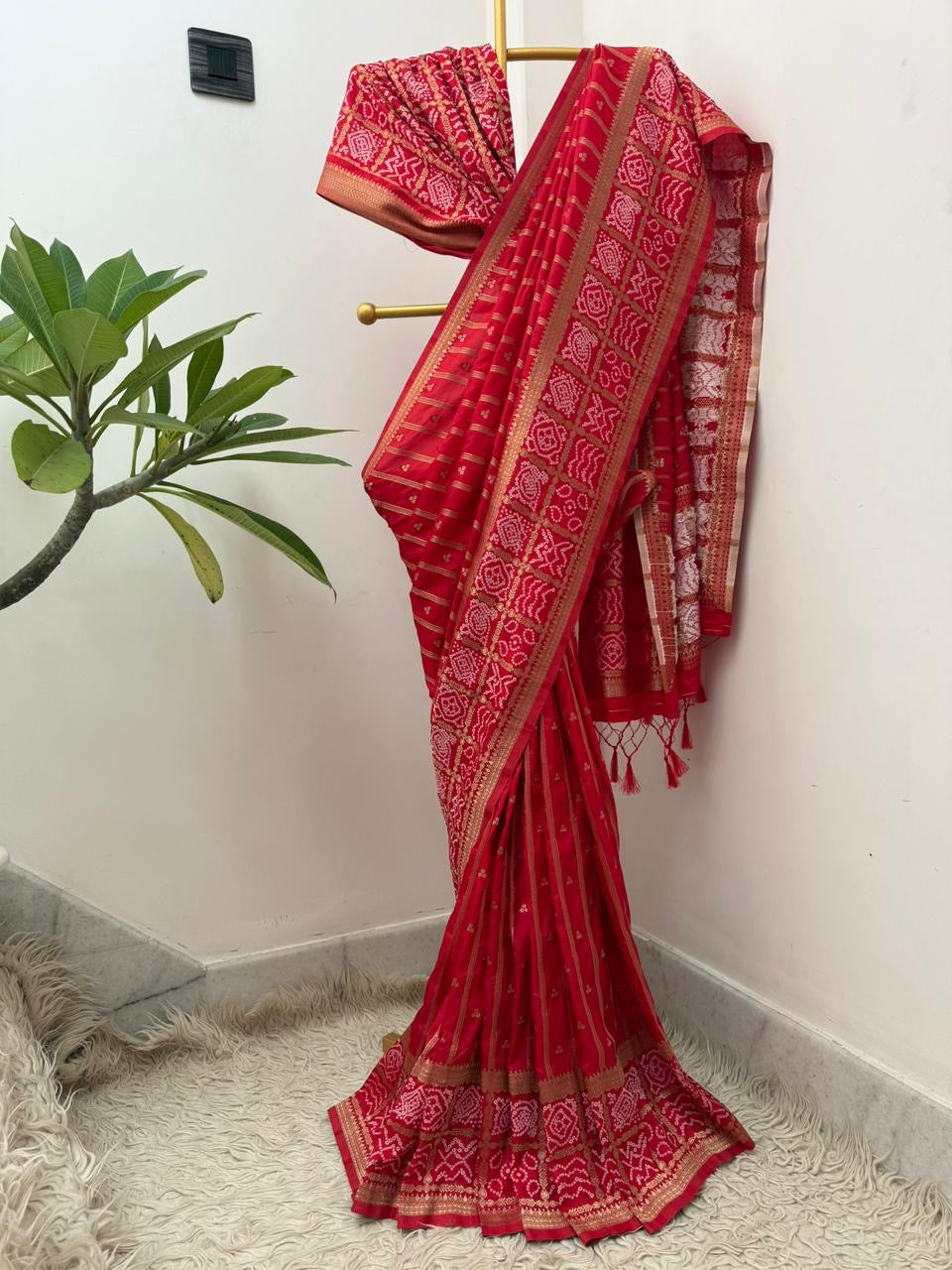 Banarasi semi Katan georgette saree with bandhini prints