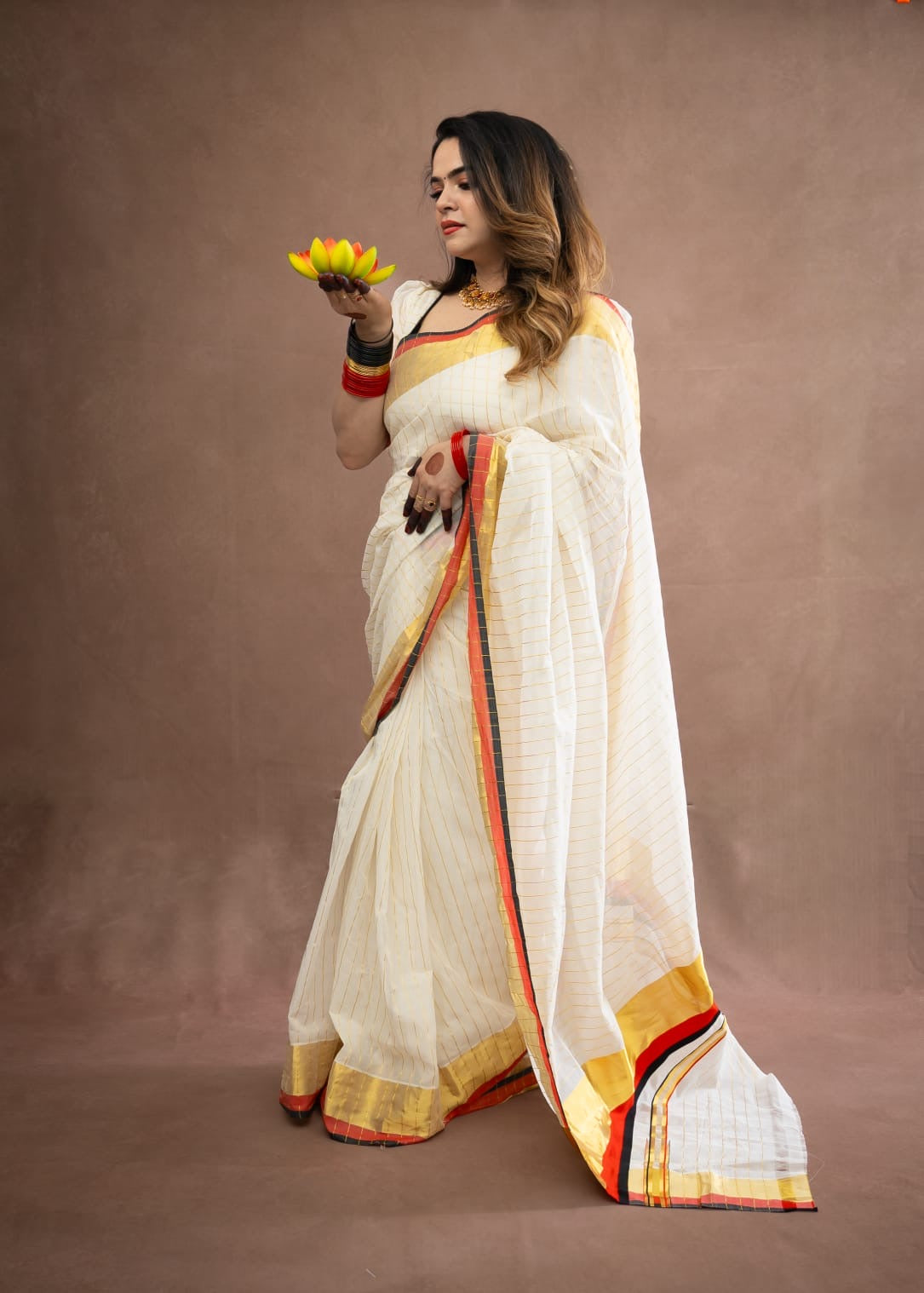 Pure Handloom Zari woven saree