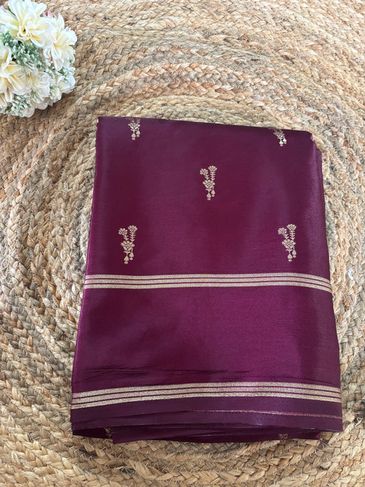 Beautiful semi gajji silk saree with beautiful floral butta weavings