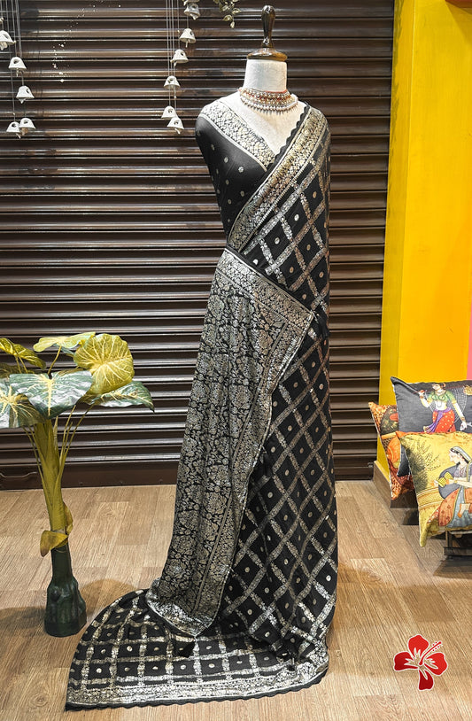 Soft munga silk saree with box checks weavings - black
