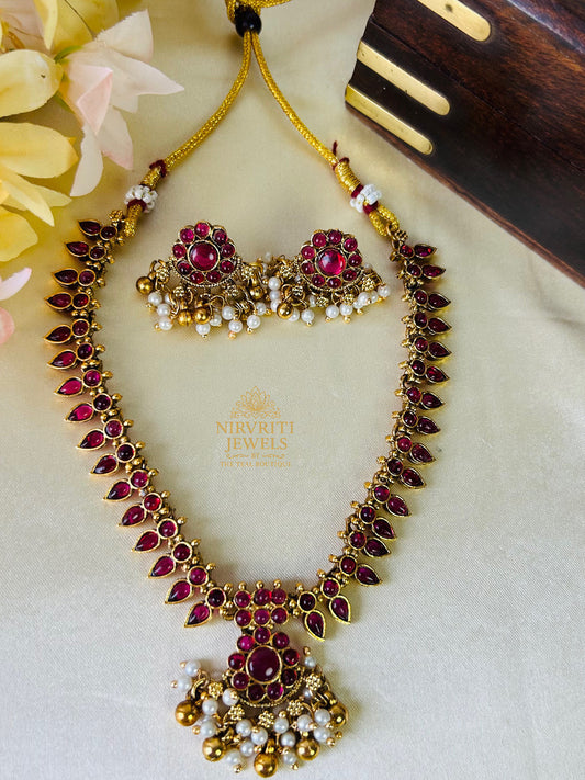 Kemp short necklace- Red