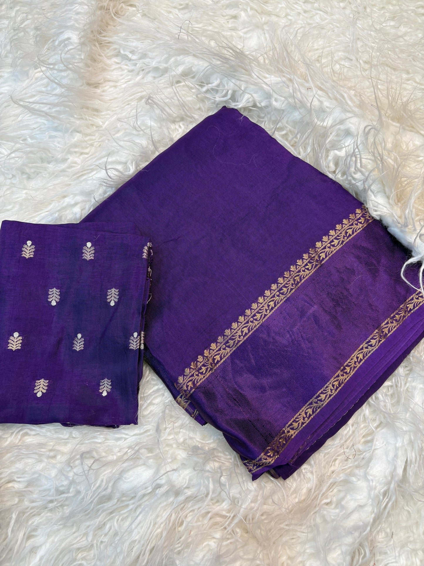 Beautiful soft viscous Russian silk saree with satin border (Prebooking)