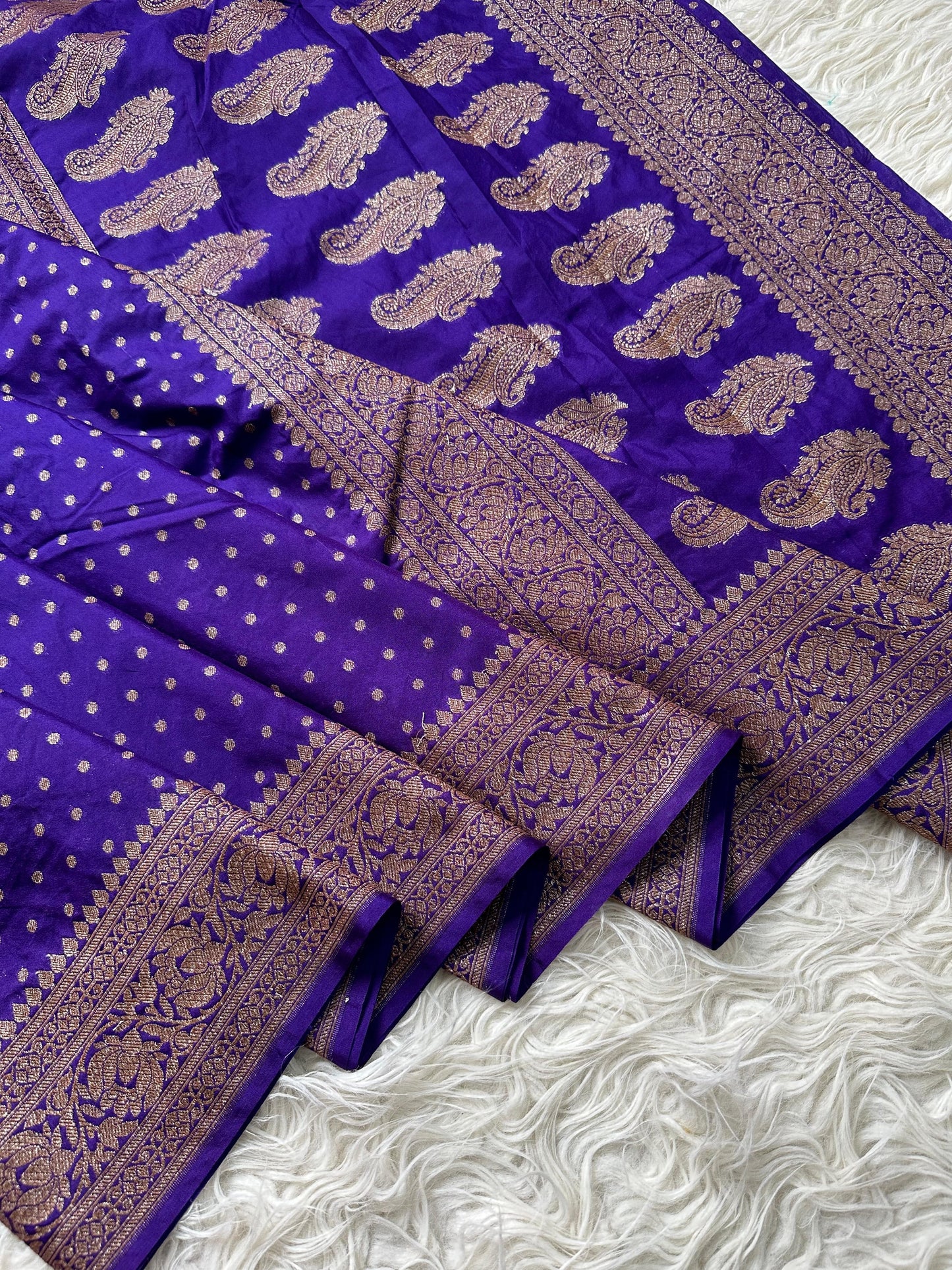 Beautiful semi banarasi saree with antique weaves and small buttas