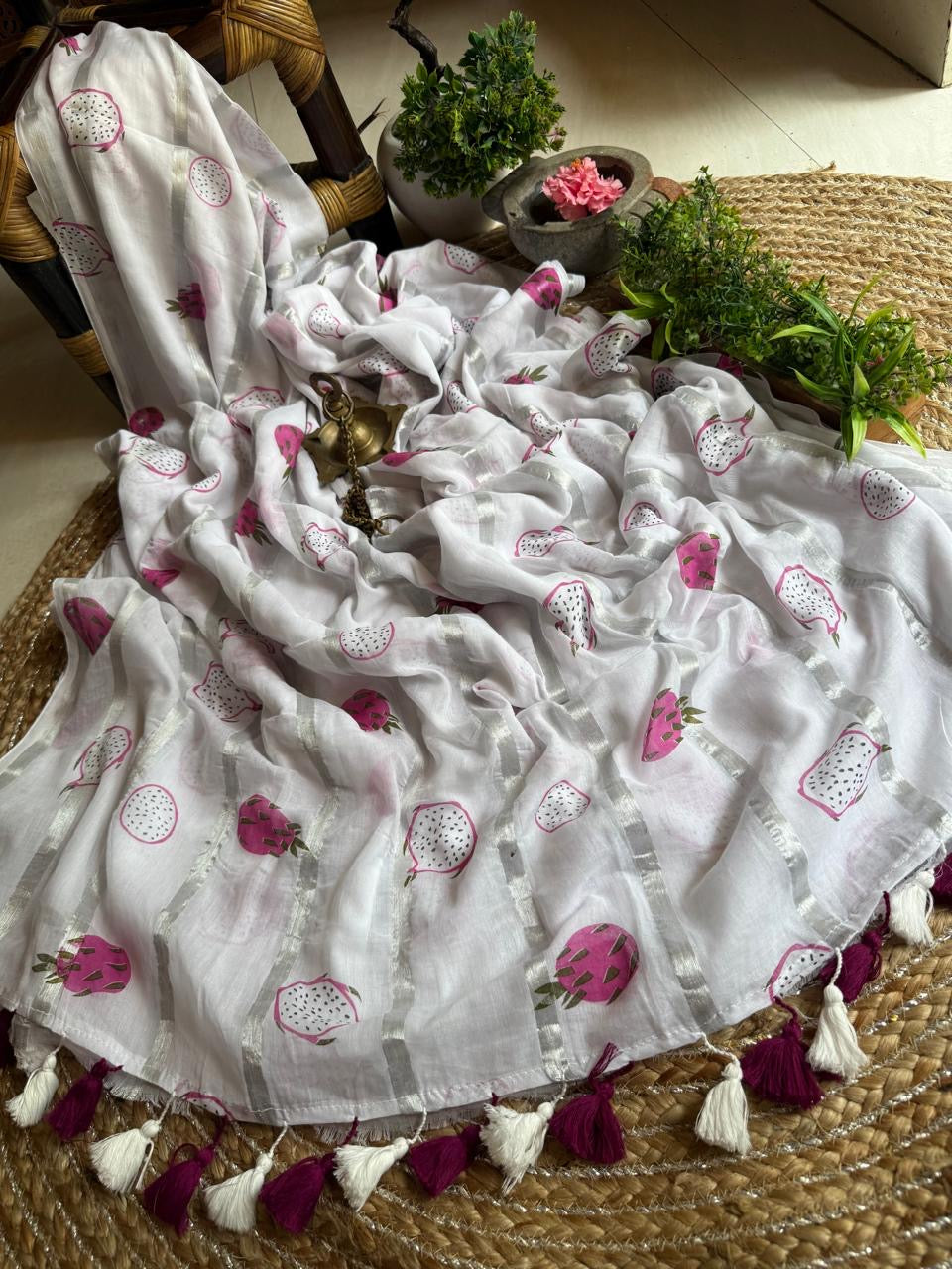 Pure mul cotton saree with cute prints and silver zari stripes