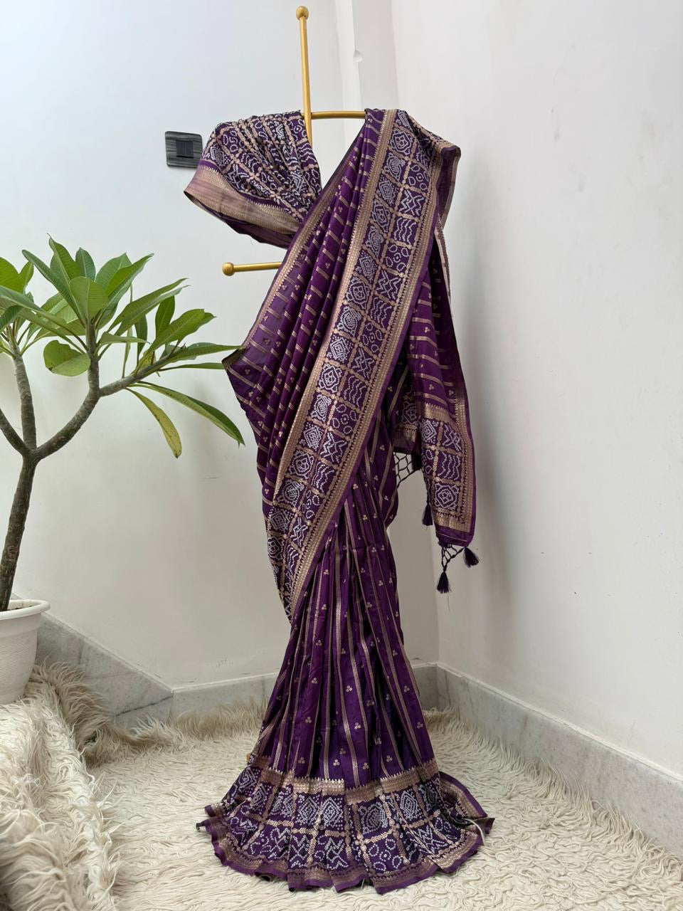 Banarasi semi Katan georgette saree with bandhini prints