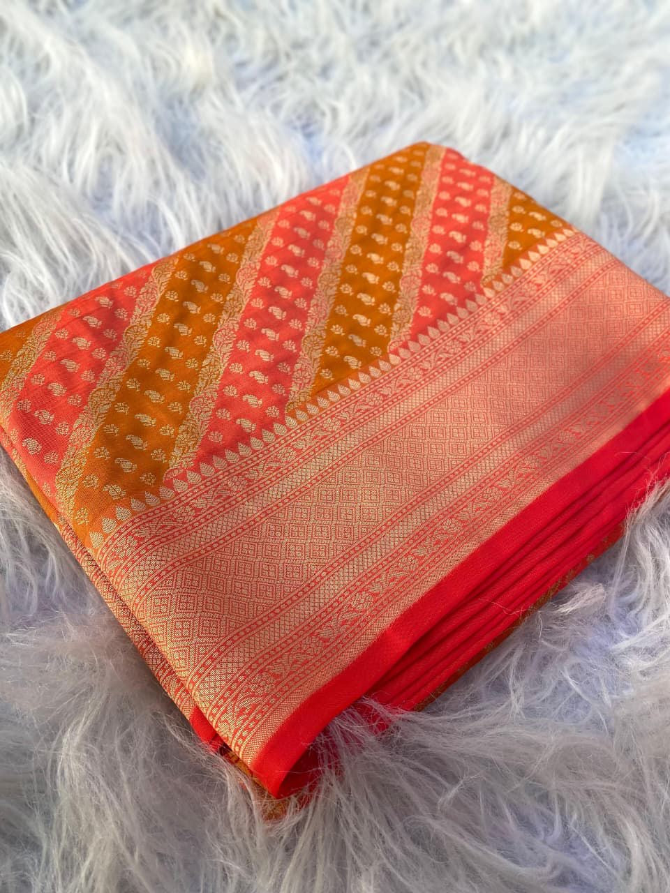 Premium Banarasi saree with rangkat weaves