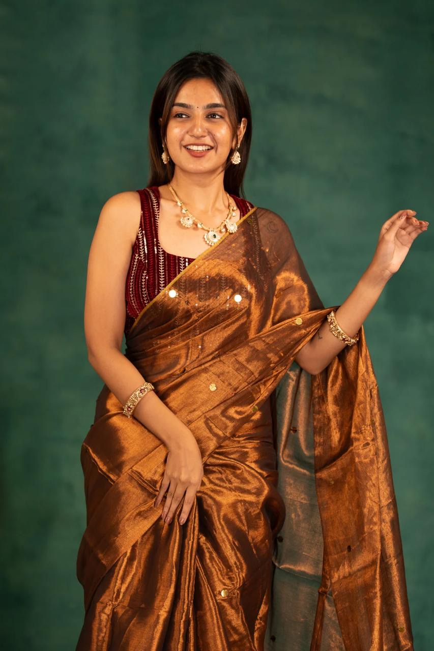 Pure mul tissue Raga saree with round sequins