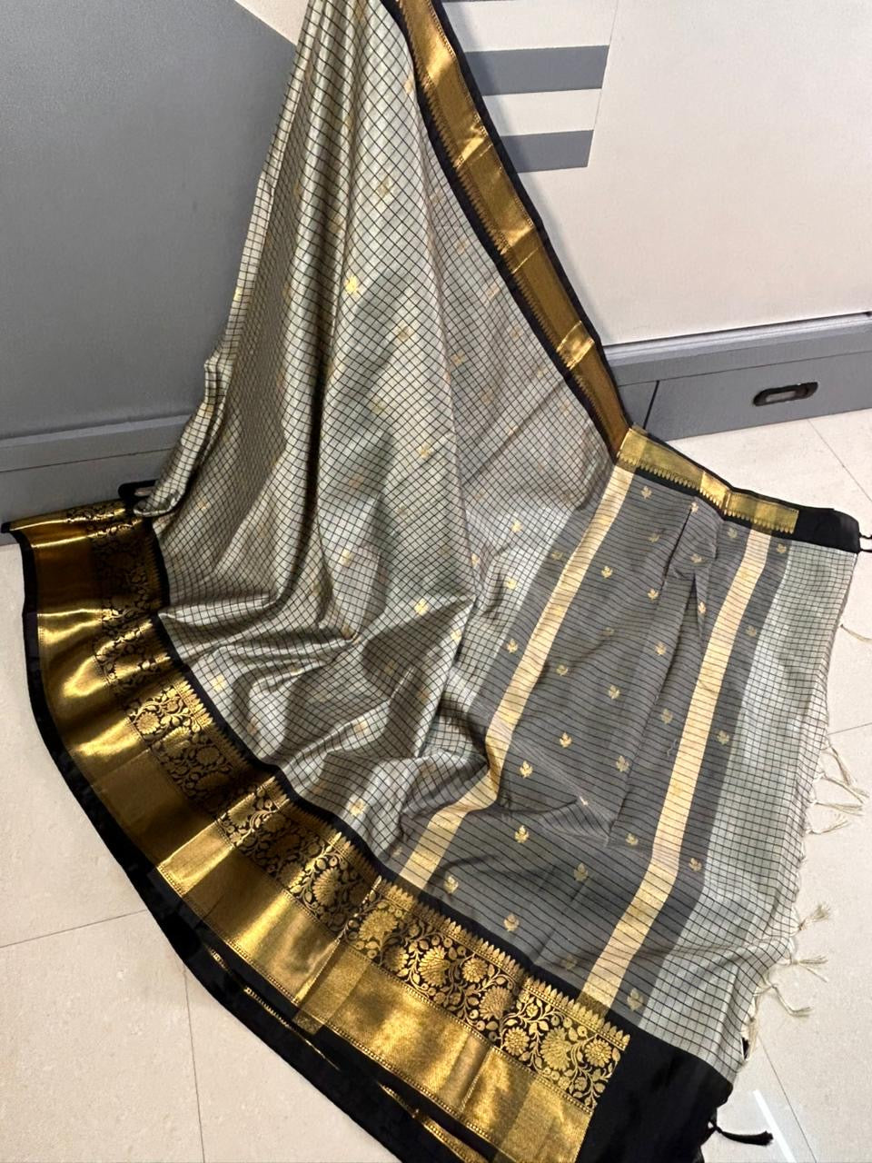 Beautiful semi katan Banarasi silk saree with contrast border