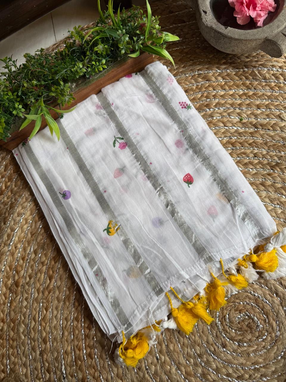 Pure mul cotton saree with cute prints and silver zari stripes