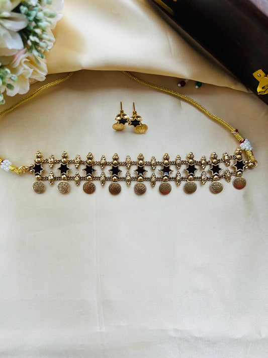 Beautiful coin star choker - dark red