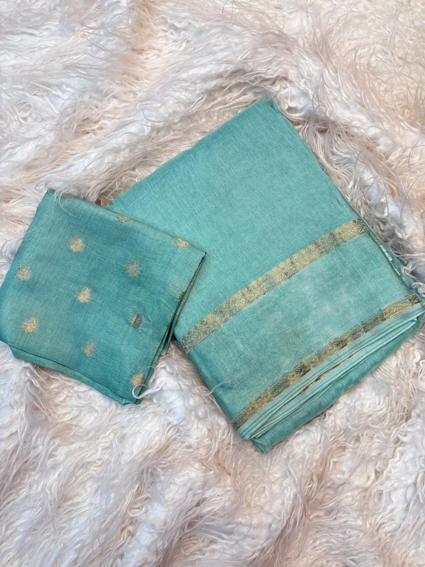 Beautiful soft viscous Russian silk saree with satin border (Prebooking)