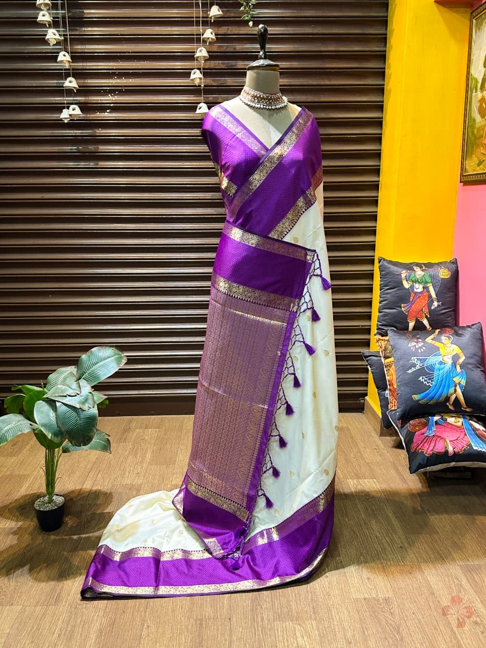 Beautiful semi kanjivaram soft silk woven saree - offwhite purple