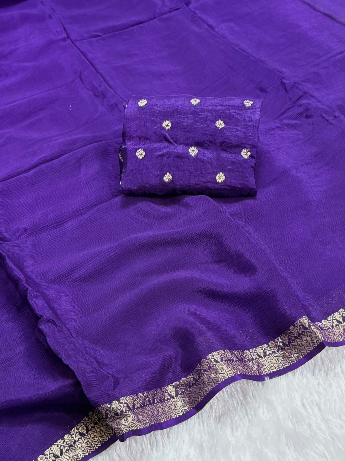 Beautiful viscous chinon saree with zari weaving border and viscous butta blouse
