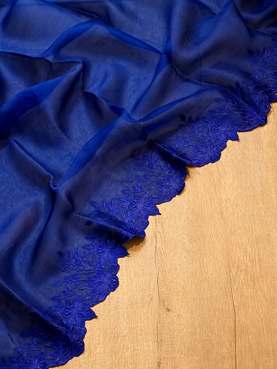 Pure organza silk saree with embroidery scallop border