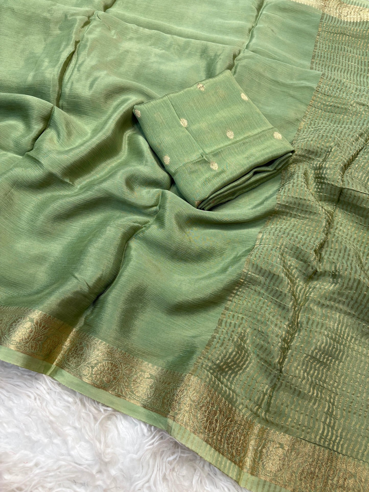 Soft viscose chinon silk saree with jacquard border - pastel shades
